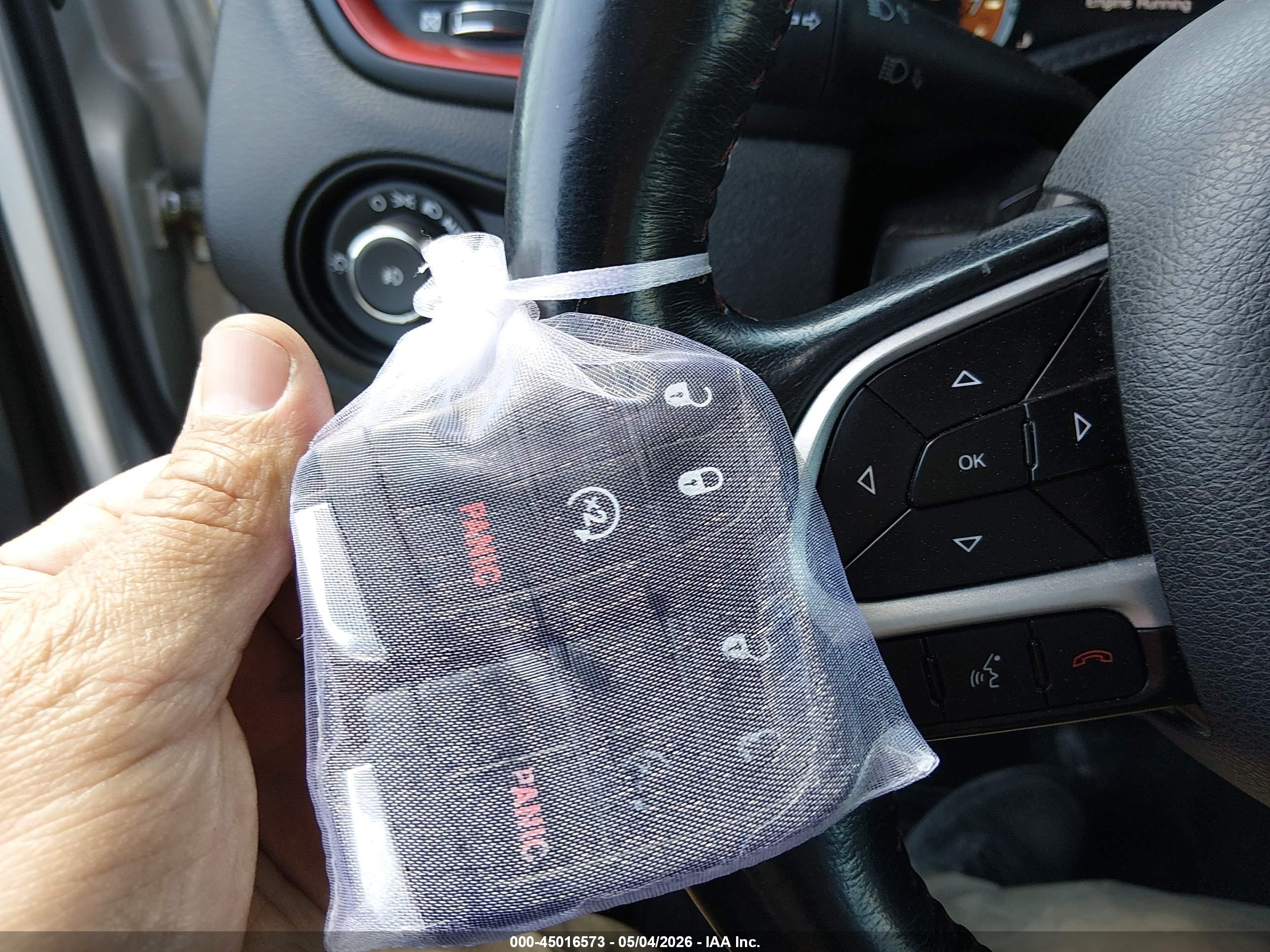 JEEP RENEGADE image 11