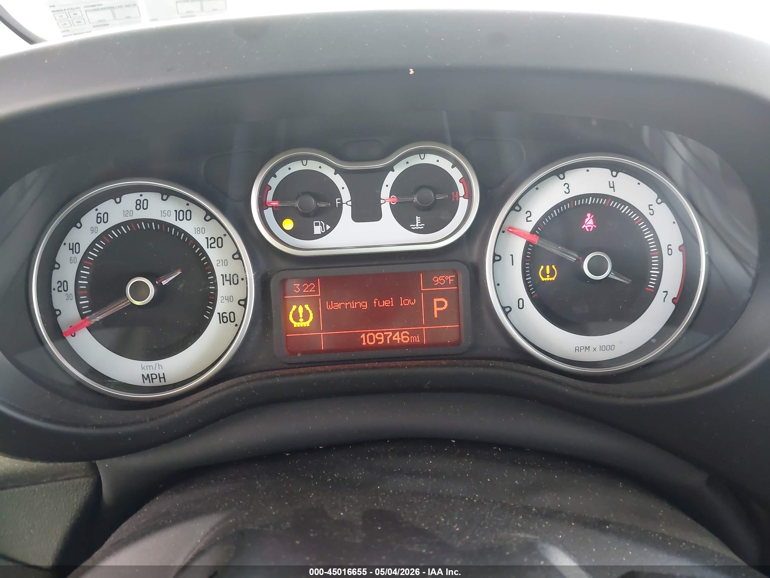 FIAT 500L image 7