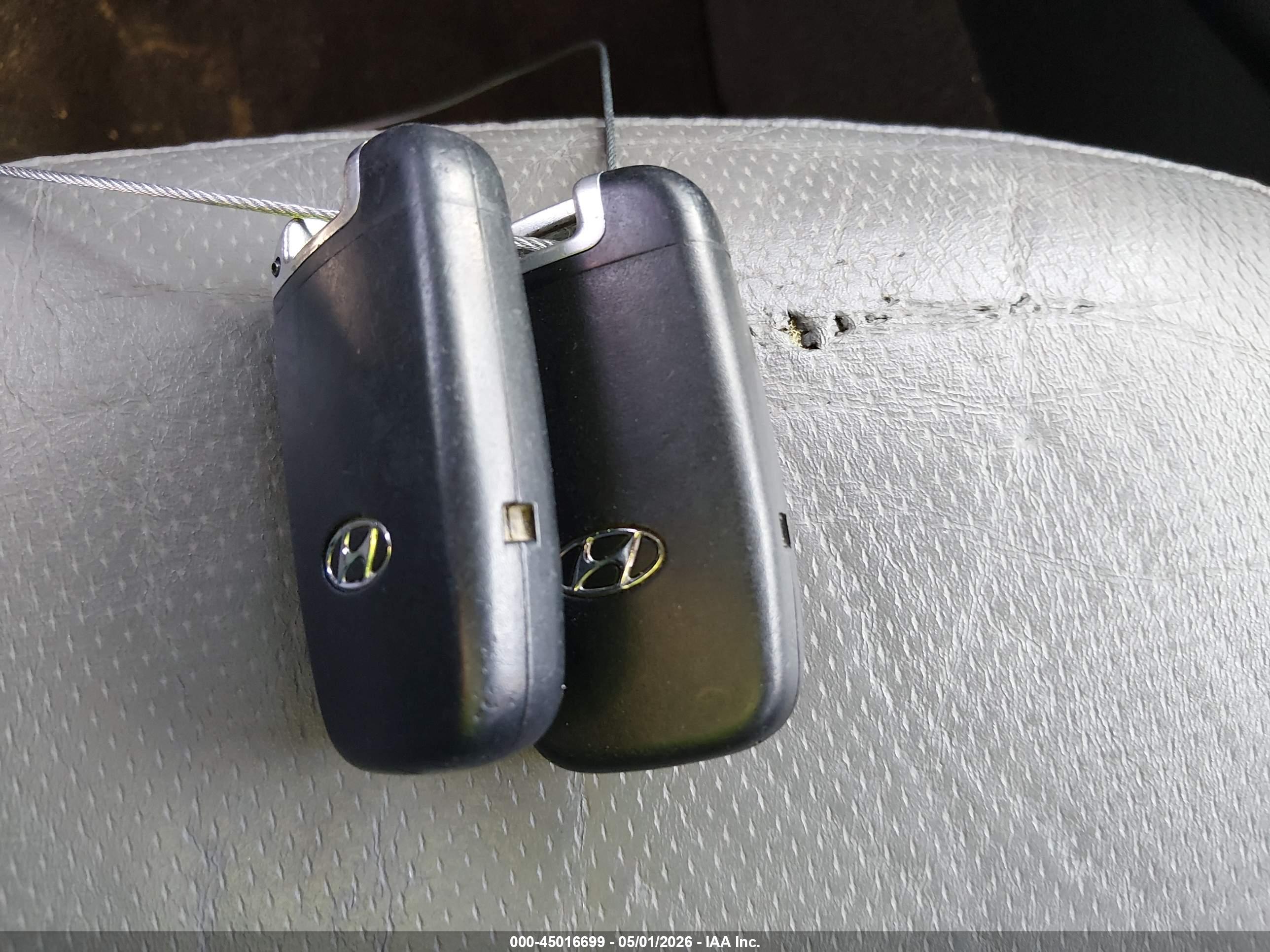 HYUNDAI SONATA image 11