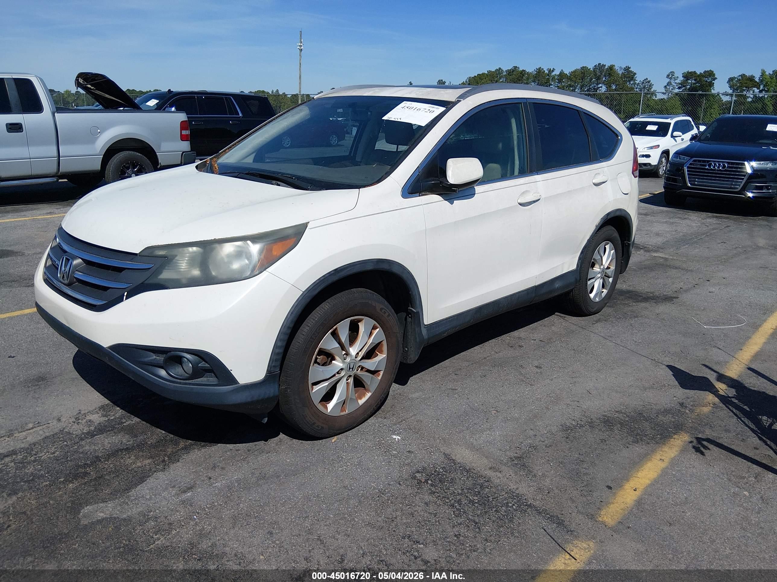 HONDA CR-V image 2