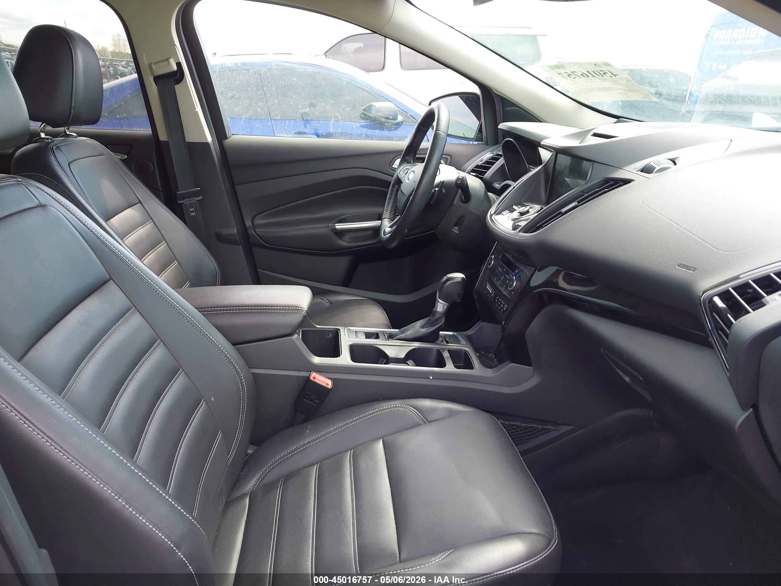 FORD ESCAPE image 5