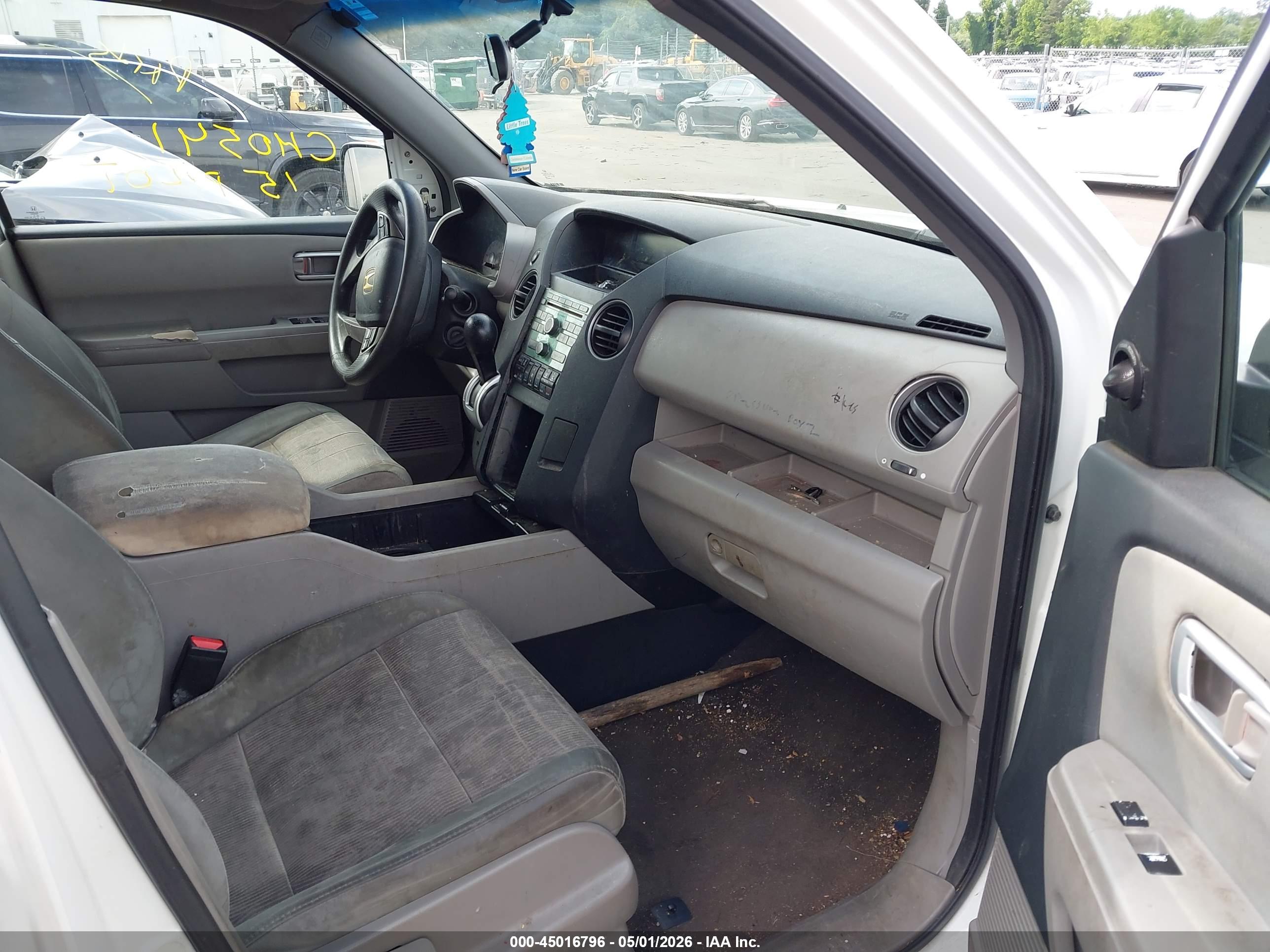 HONDA PILOT image 5