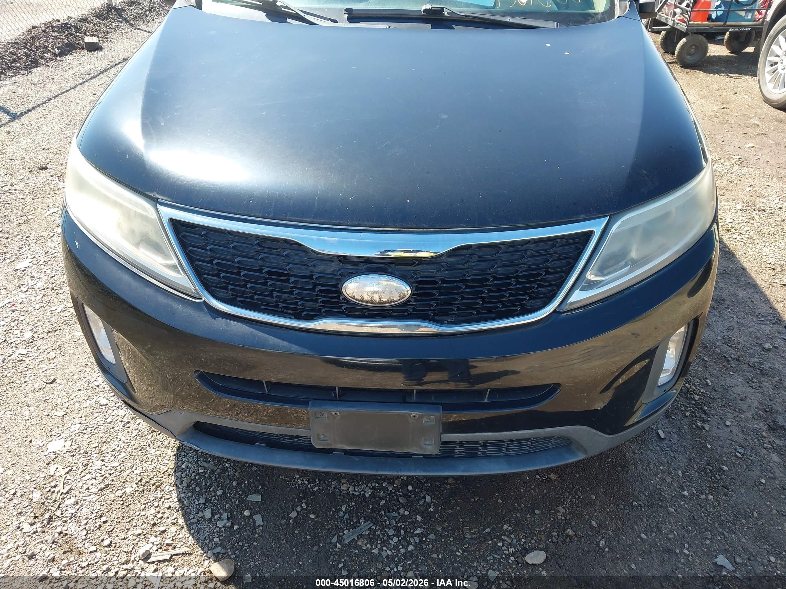 KIA SORENTO image 6