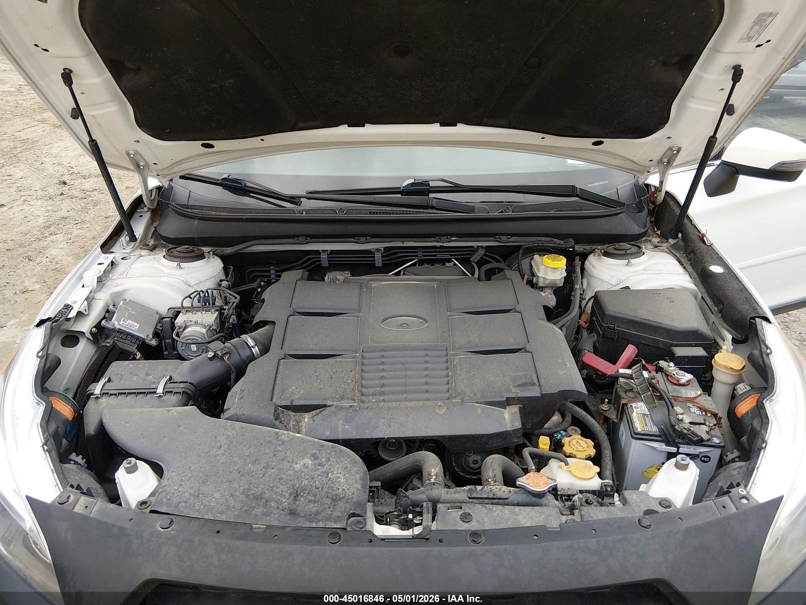 SUBARU OUTBACK image 10