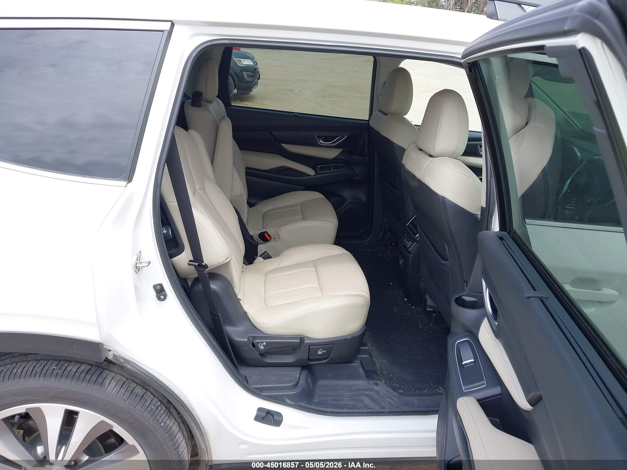 SUBARU ASCENT image 8