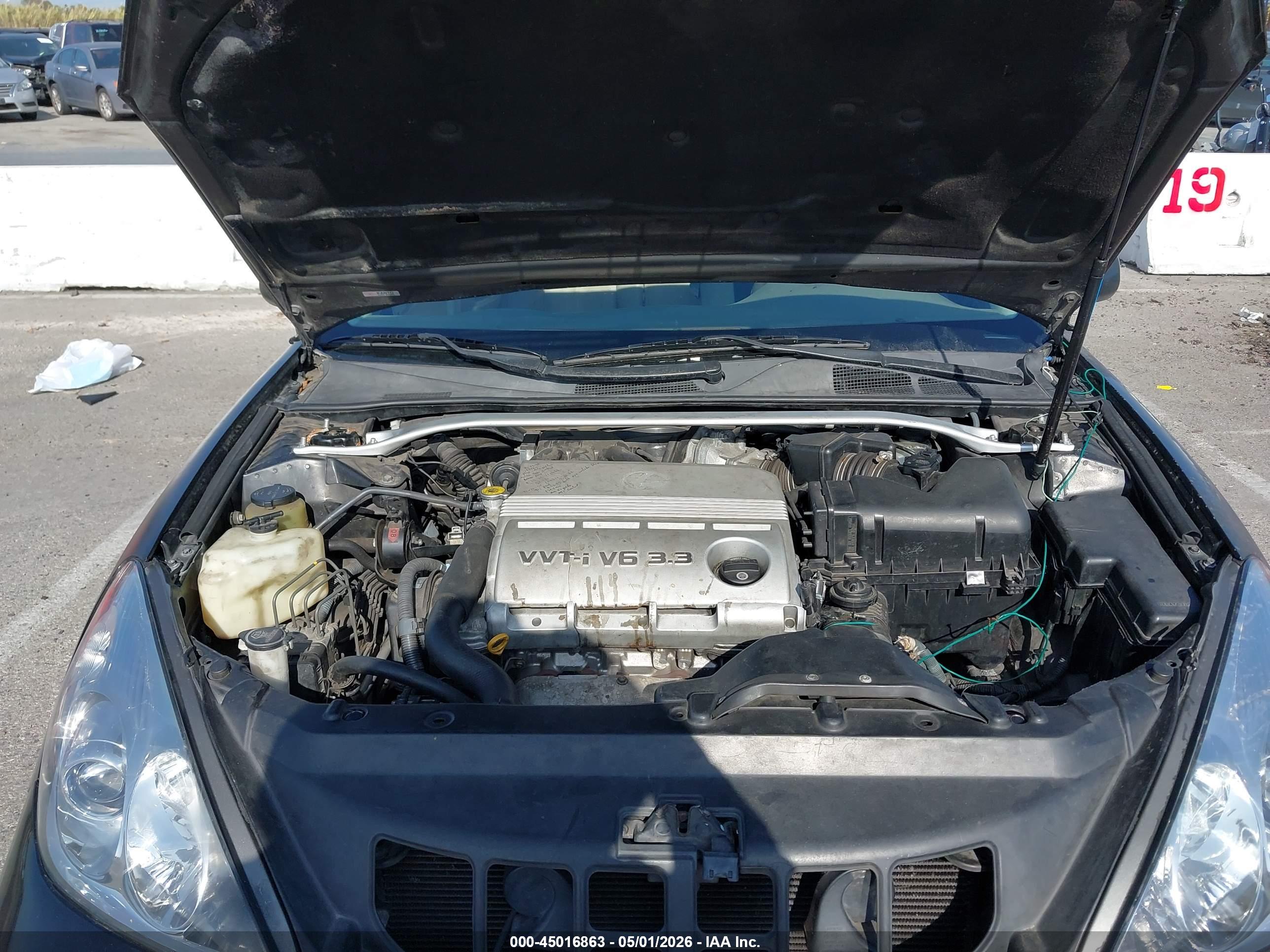 LEXUS ES image 10