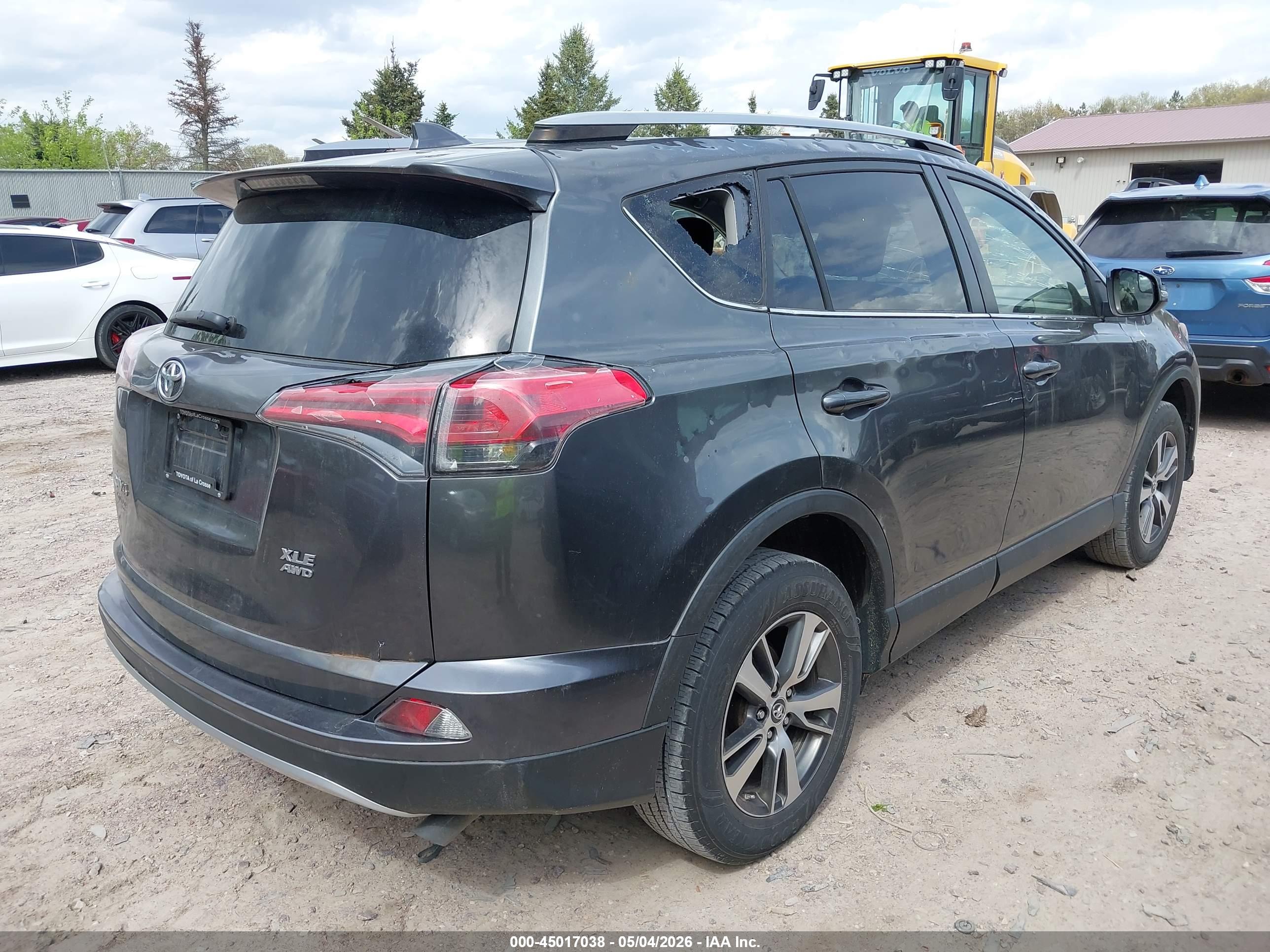 TOYOTA RAV4 image 4