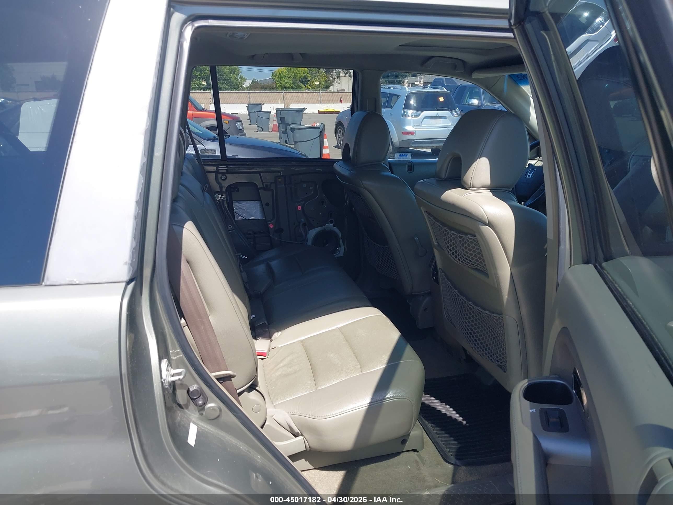 HONDA PILOT image 8