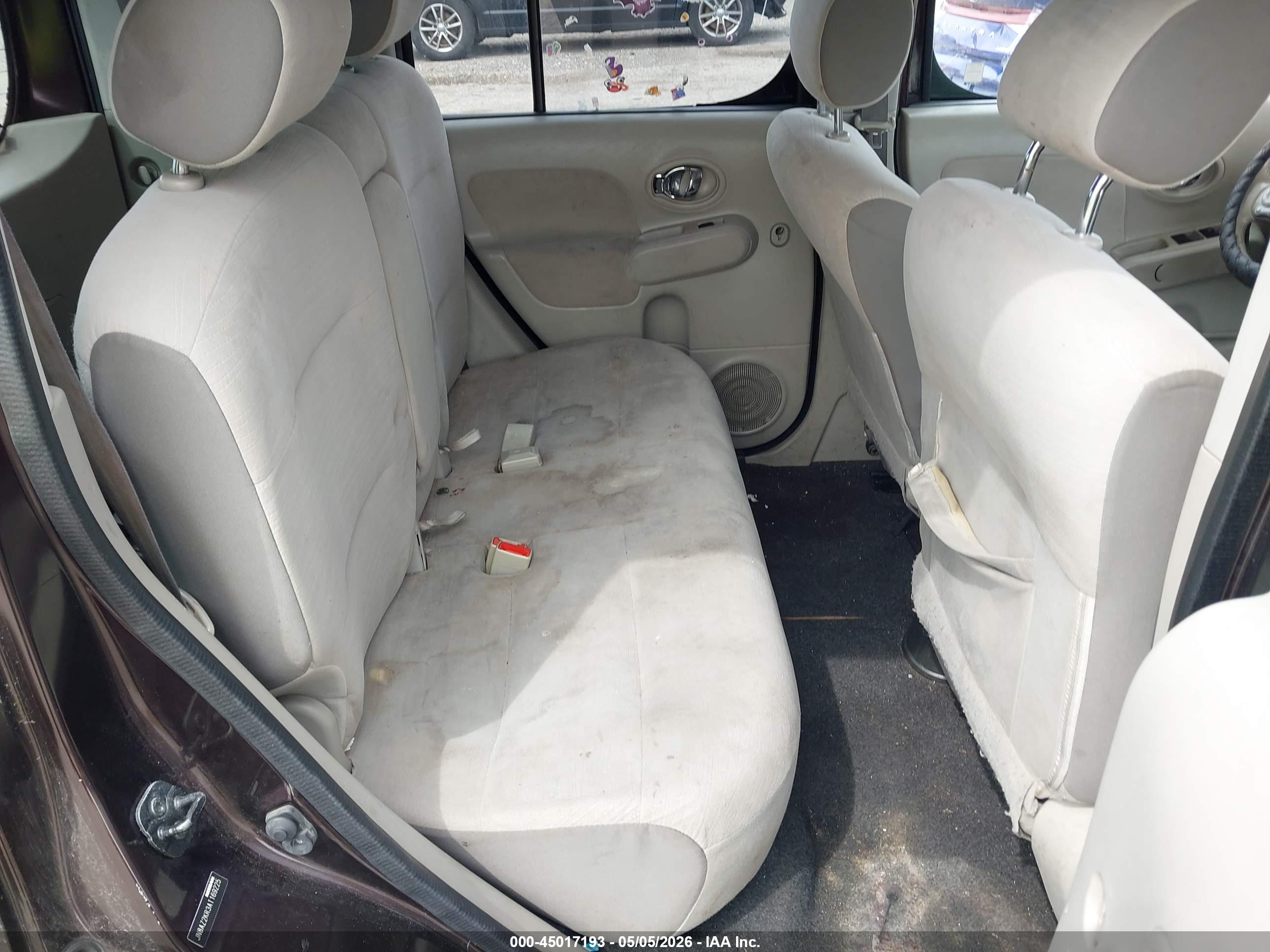 NISSAN CUBE image 8