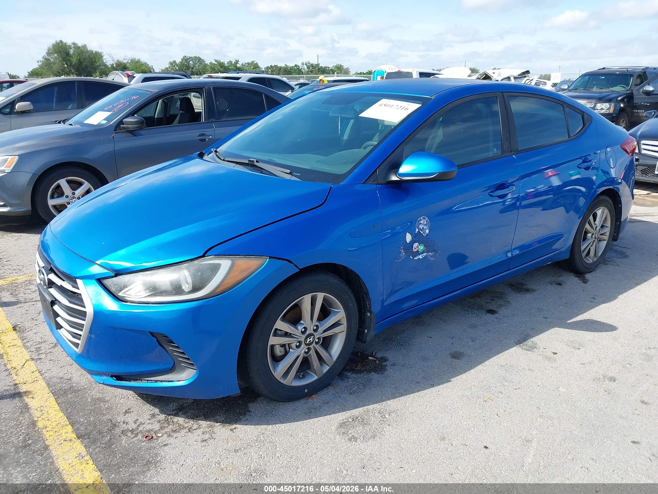 HYUNDAI ELANTRA image 2