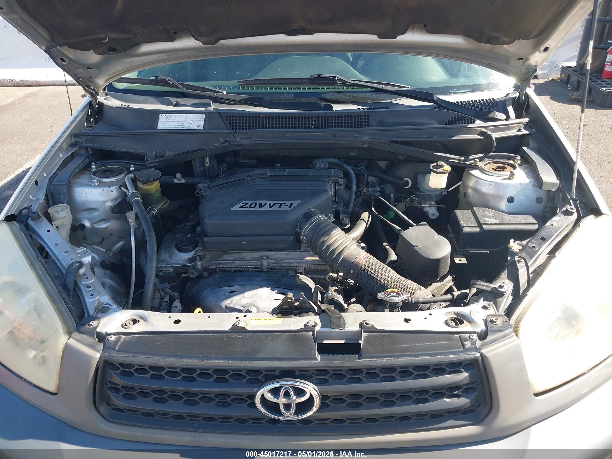 TOYOTA RAV4 image 10