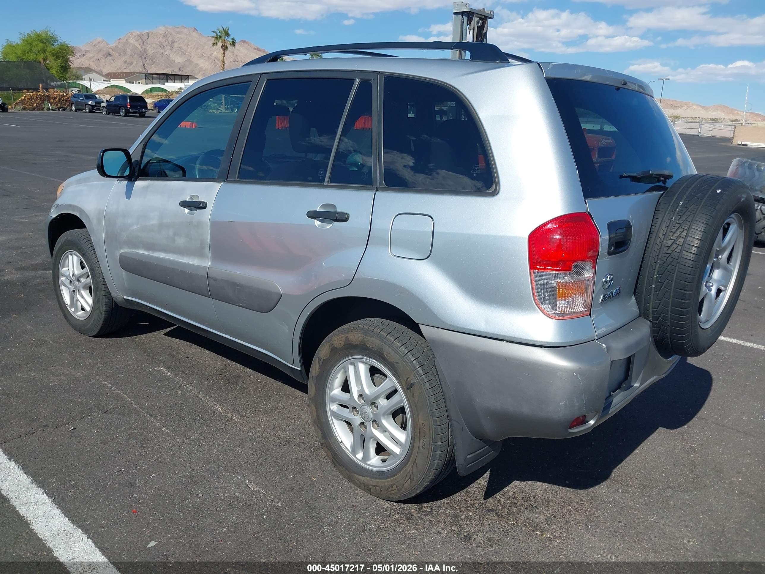TOYOTA RAV4 image 3