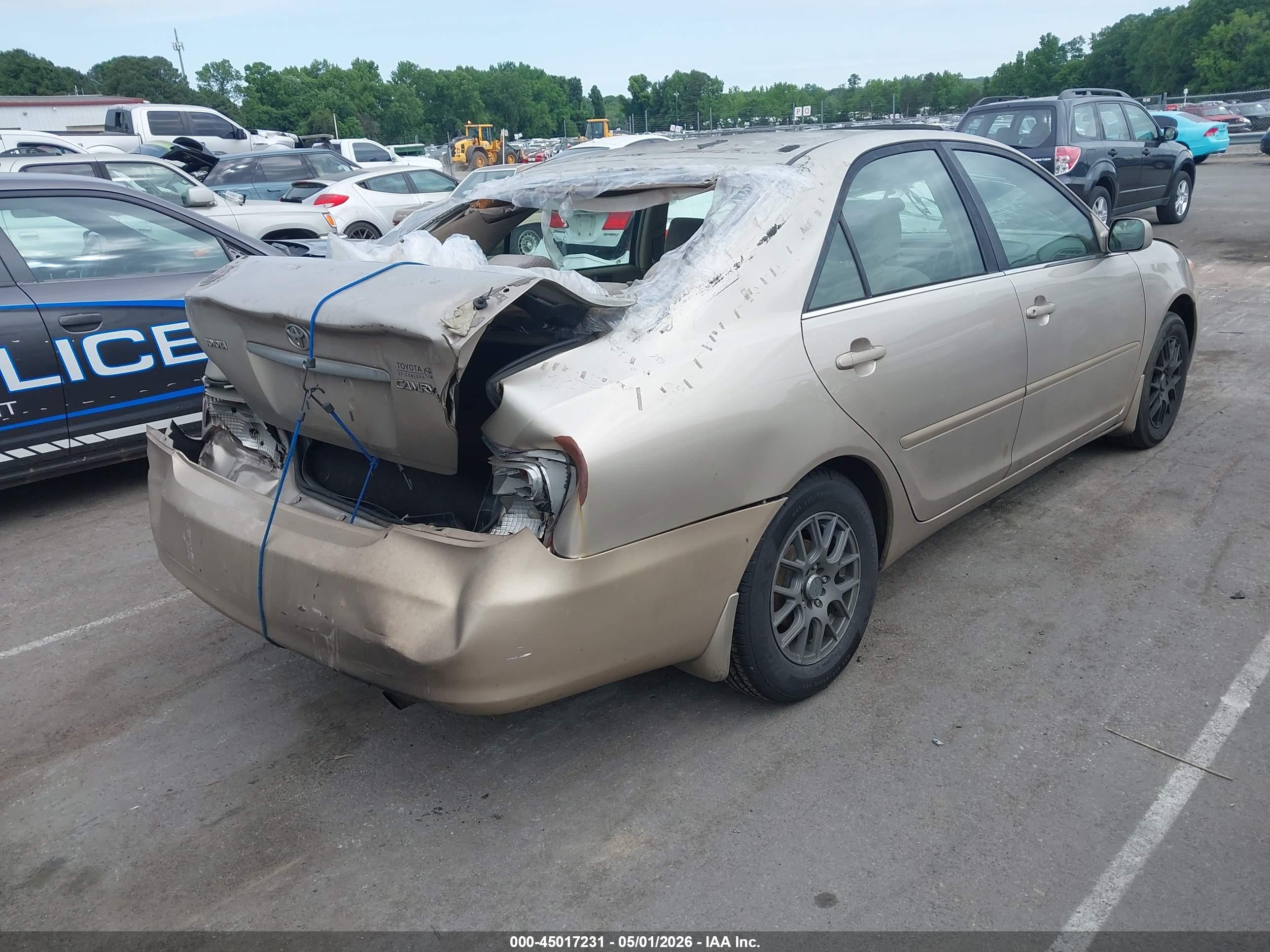 TOYOTA CAMRY image 4
