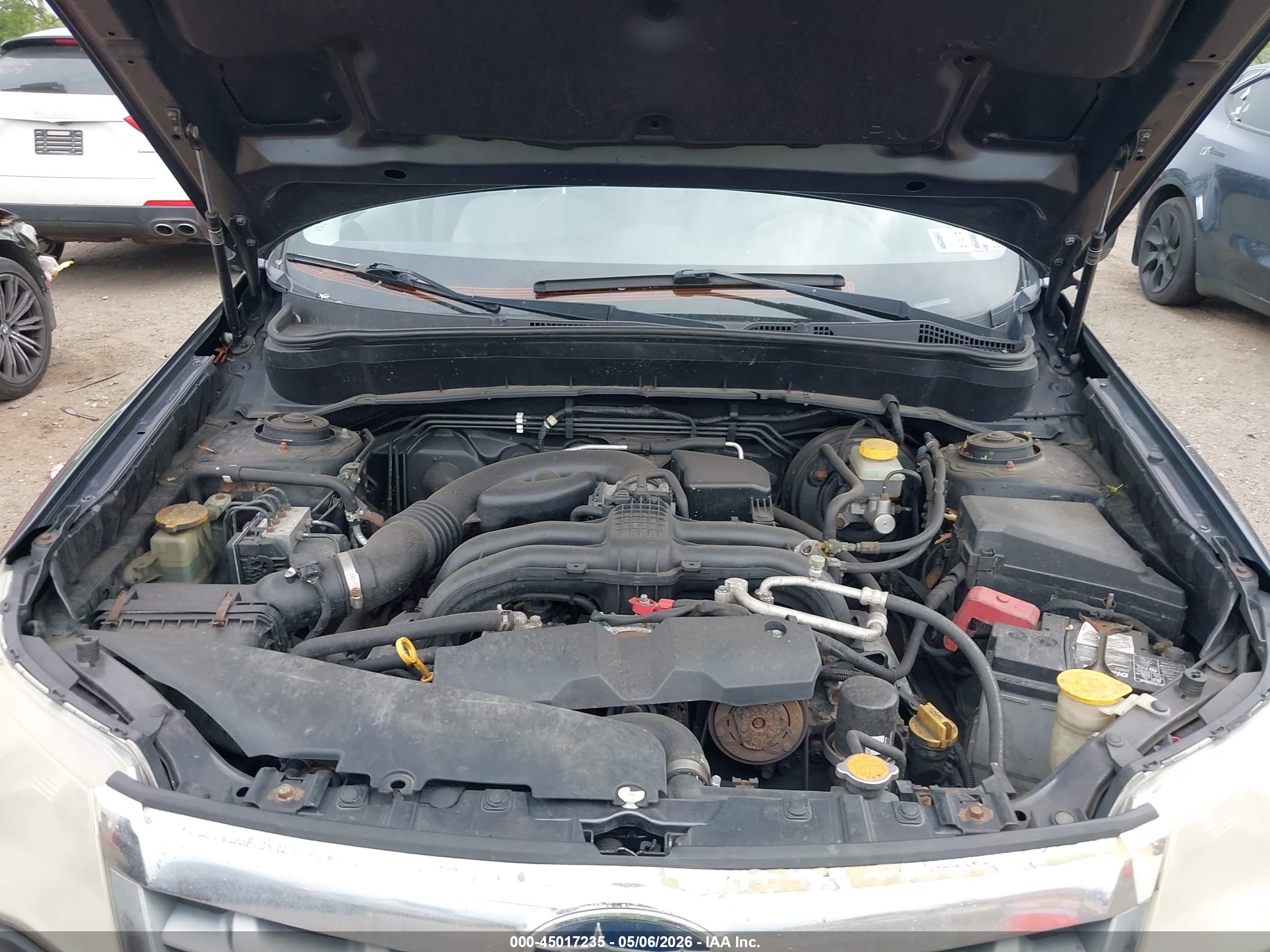 SUBARU FORESTER image 10