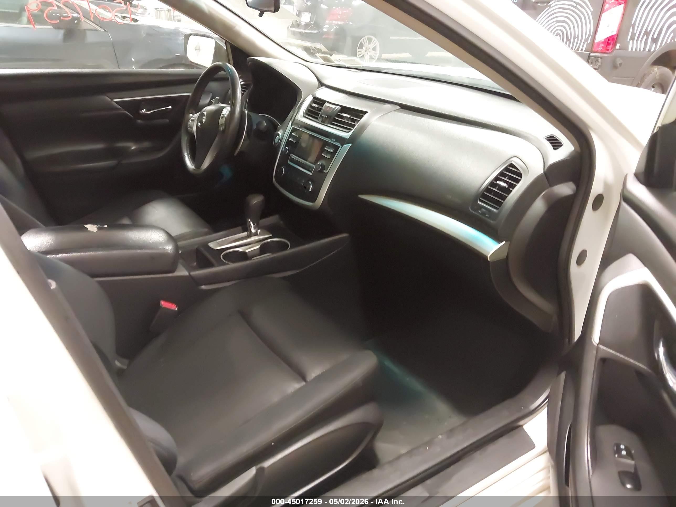 NISSAN ALTIMA image 5