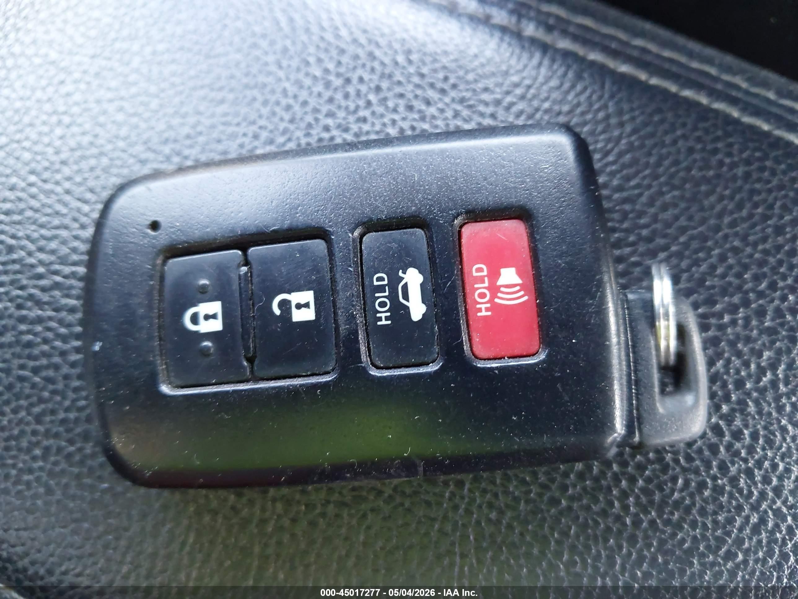 TOYOTA COROLLA image 11