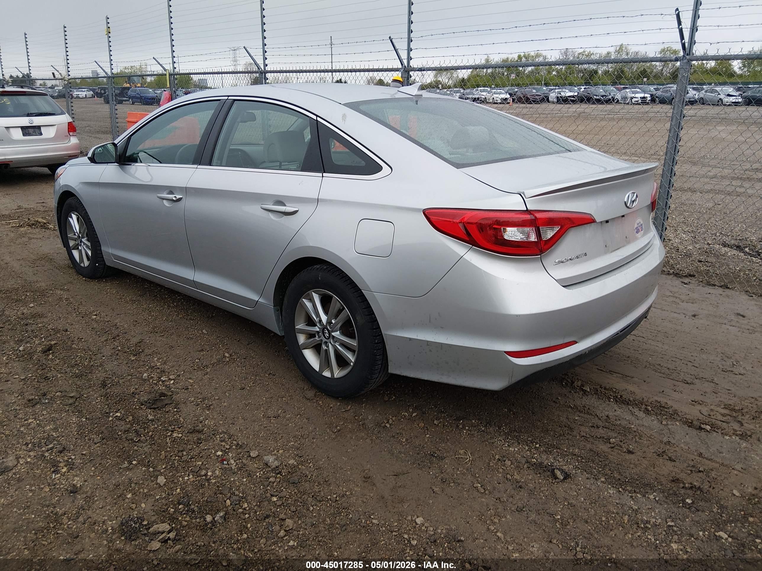 HYUNDAI SONATA image 3