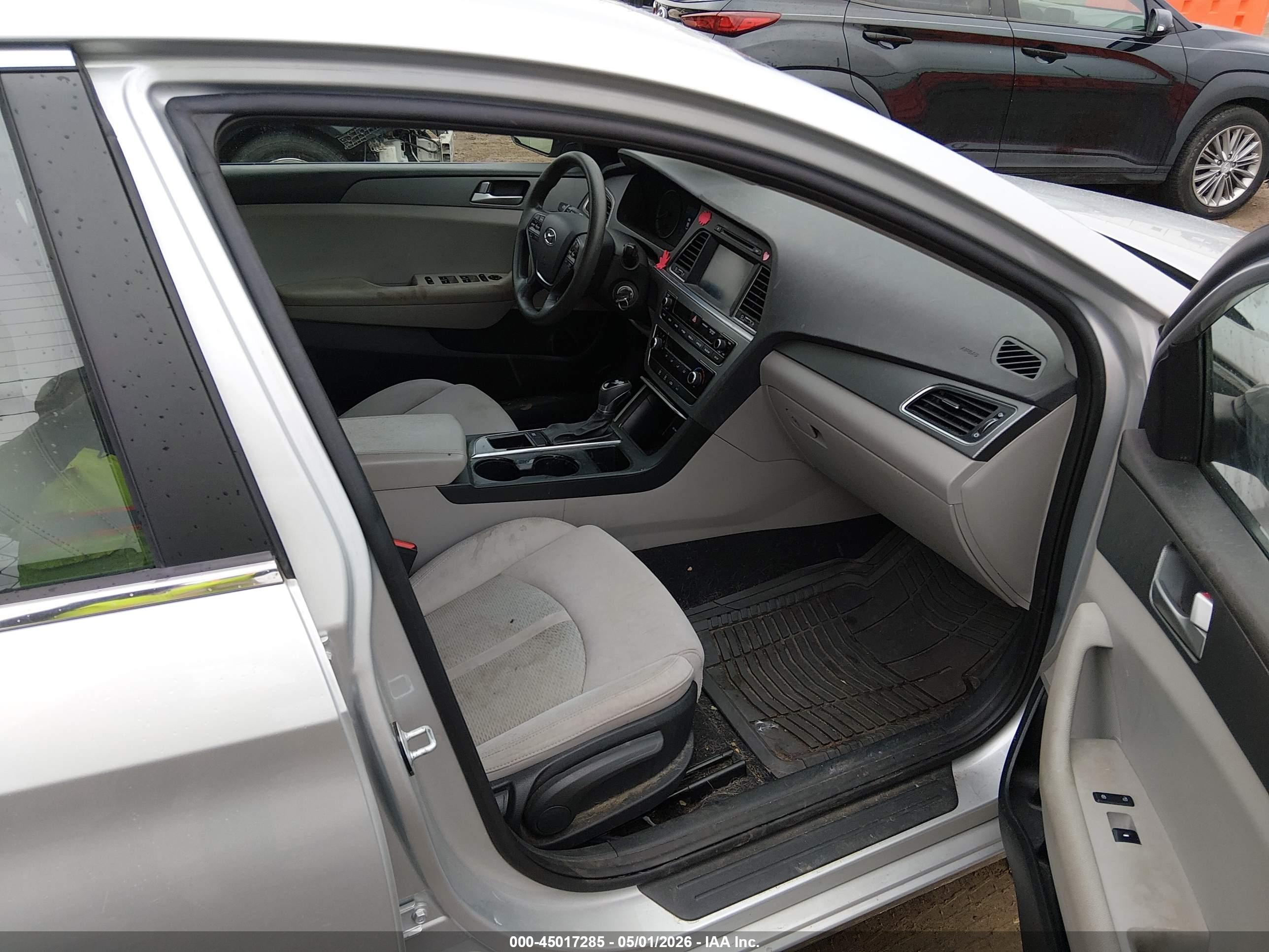HYUNDAI SONATA image 5