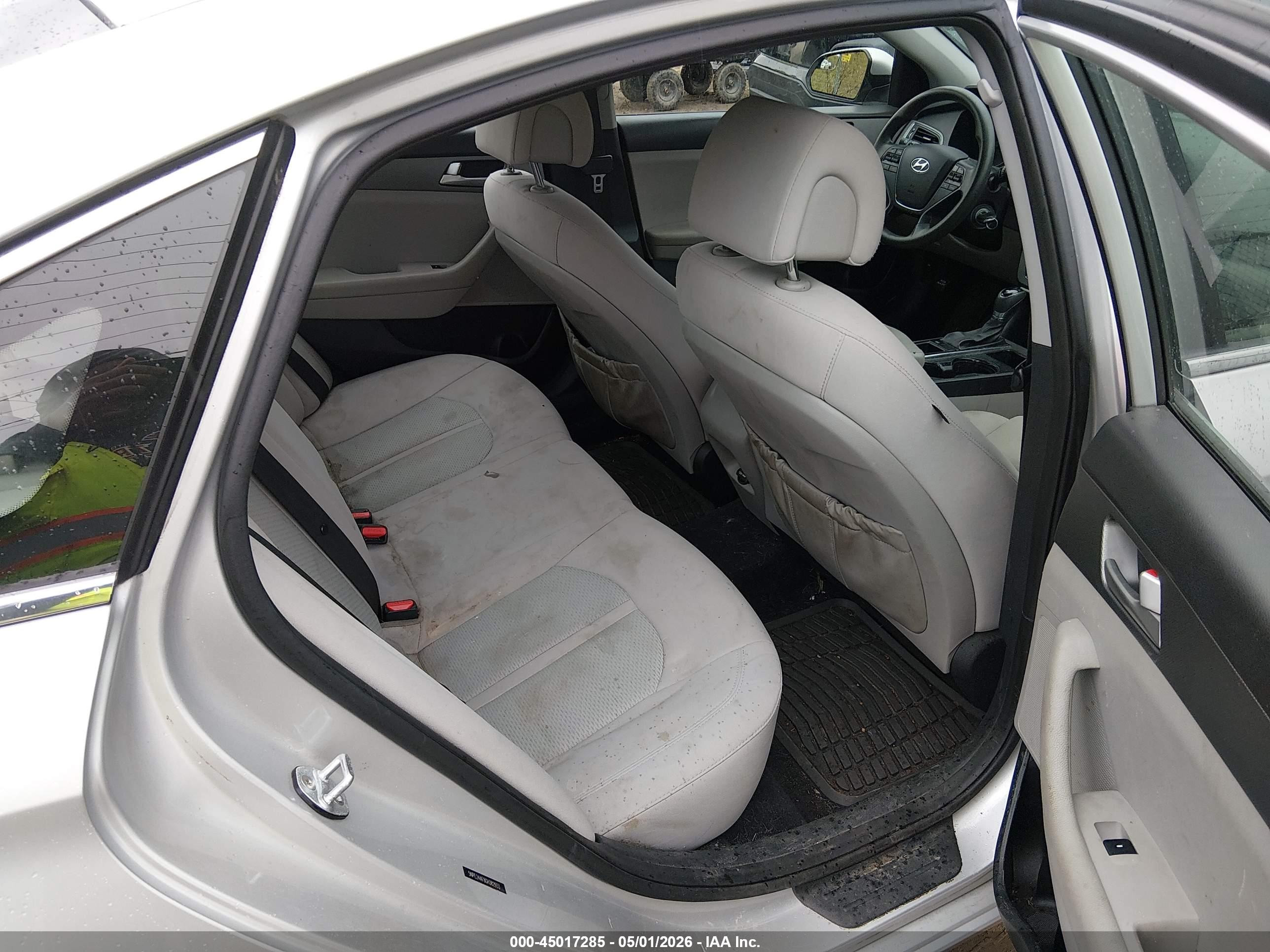 HYUNDAI SONATA image 8