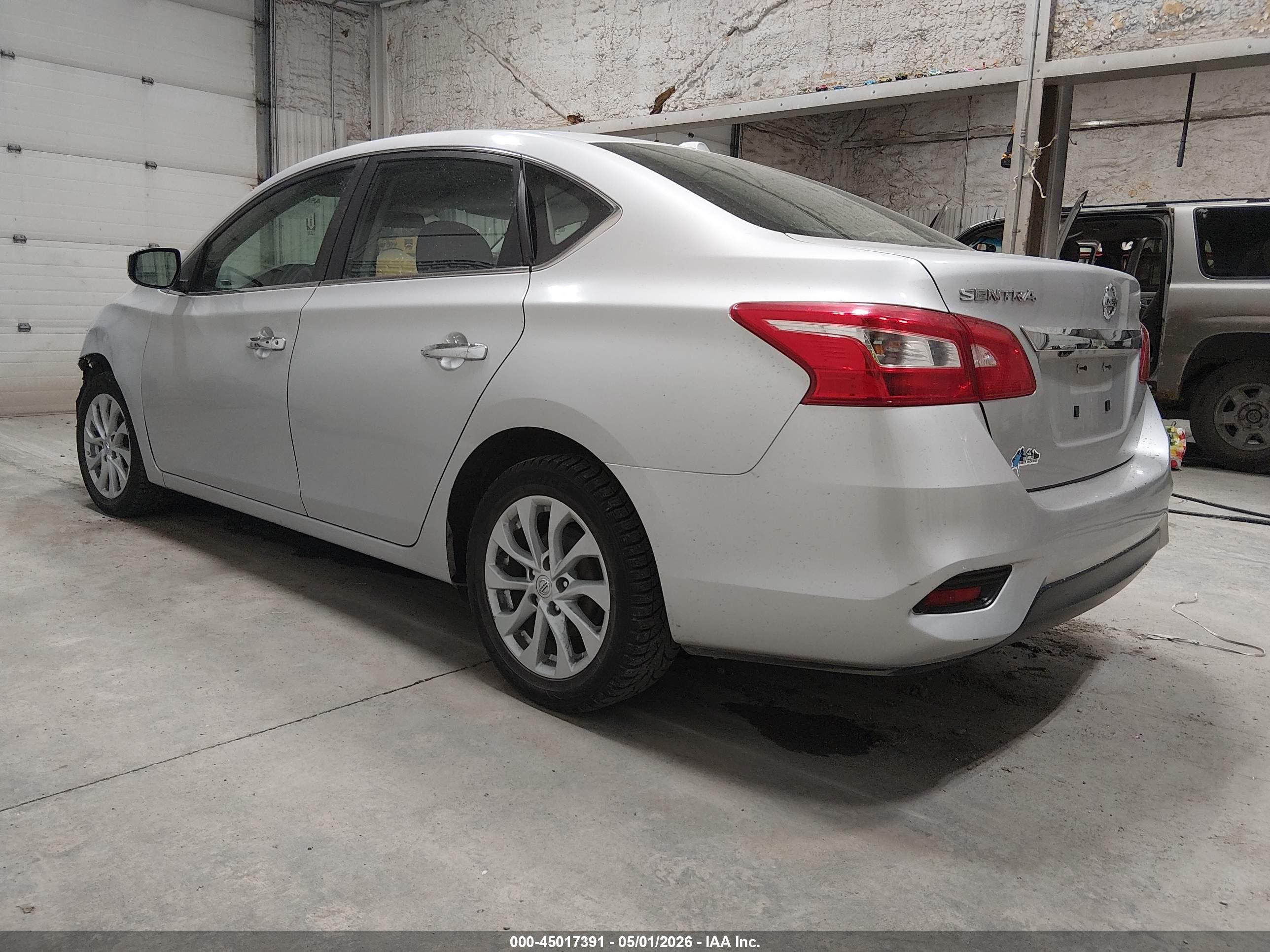 NISSAN SENTRA image 3