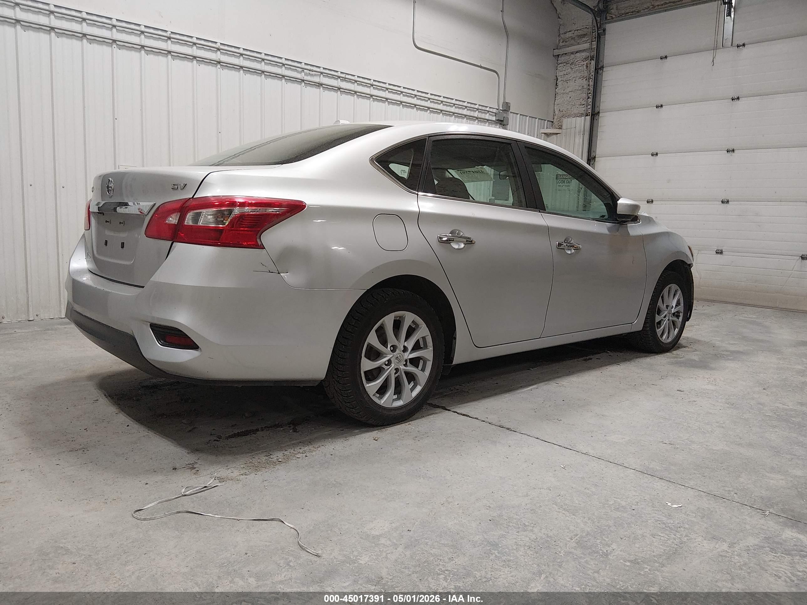 NISSAN SENTRA image 4
