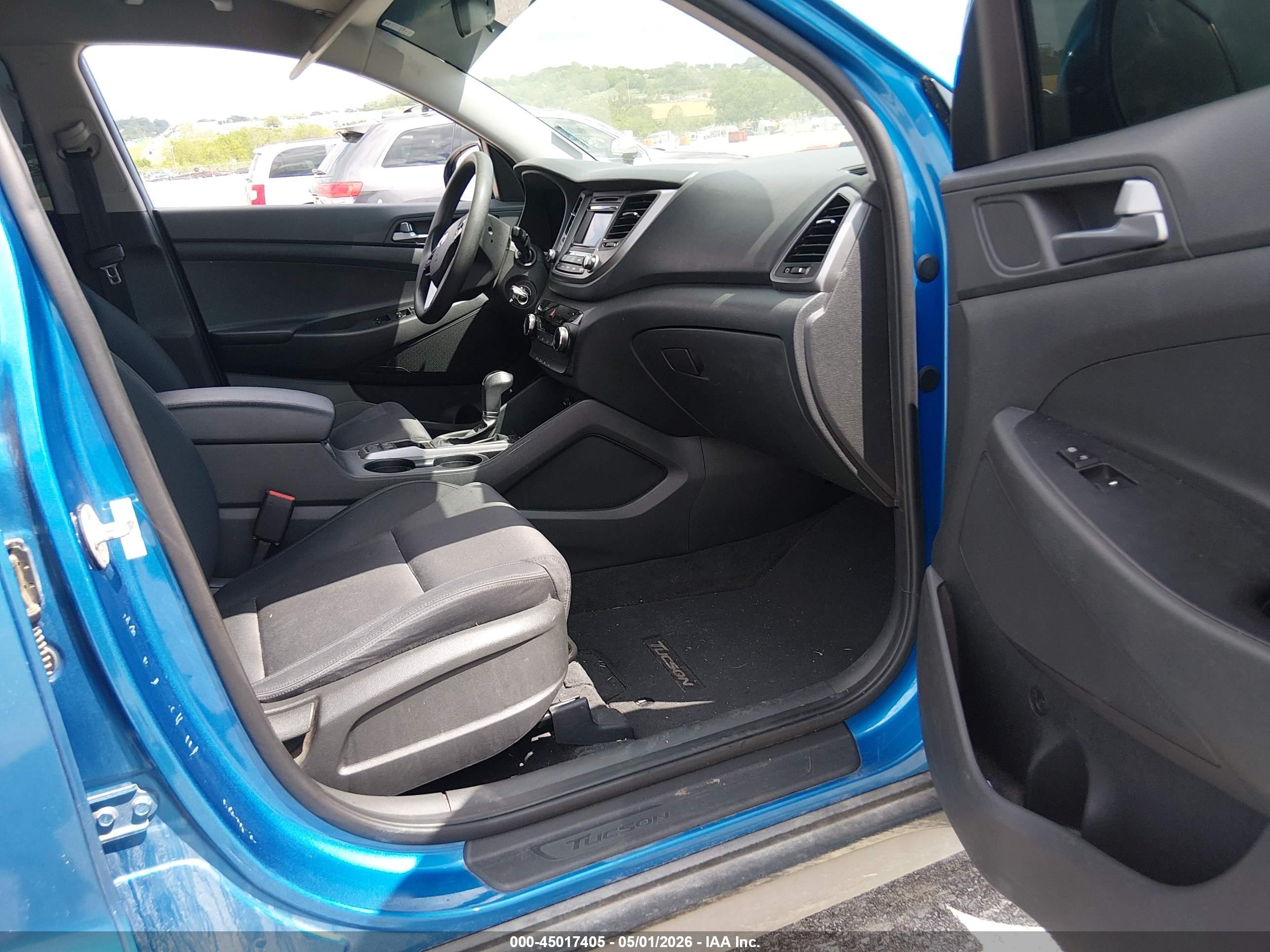 HYUNDAI TUCSON image 5