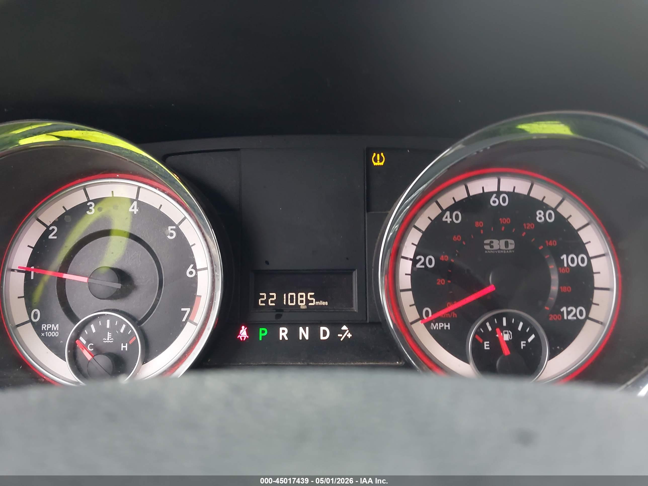 DODGE GRAND image 7