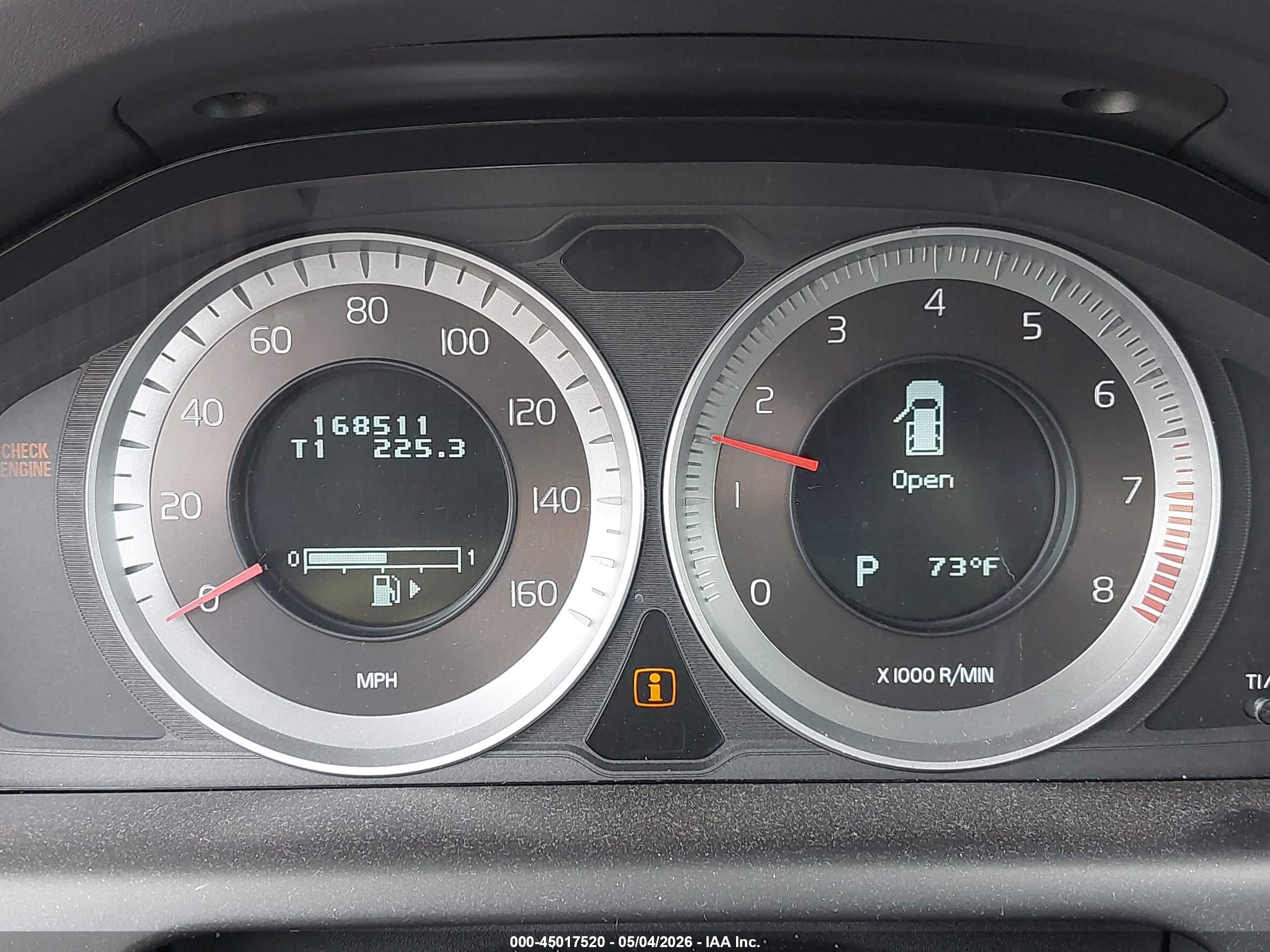 VOLVO XC60 image 7