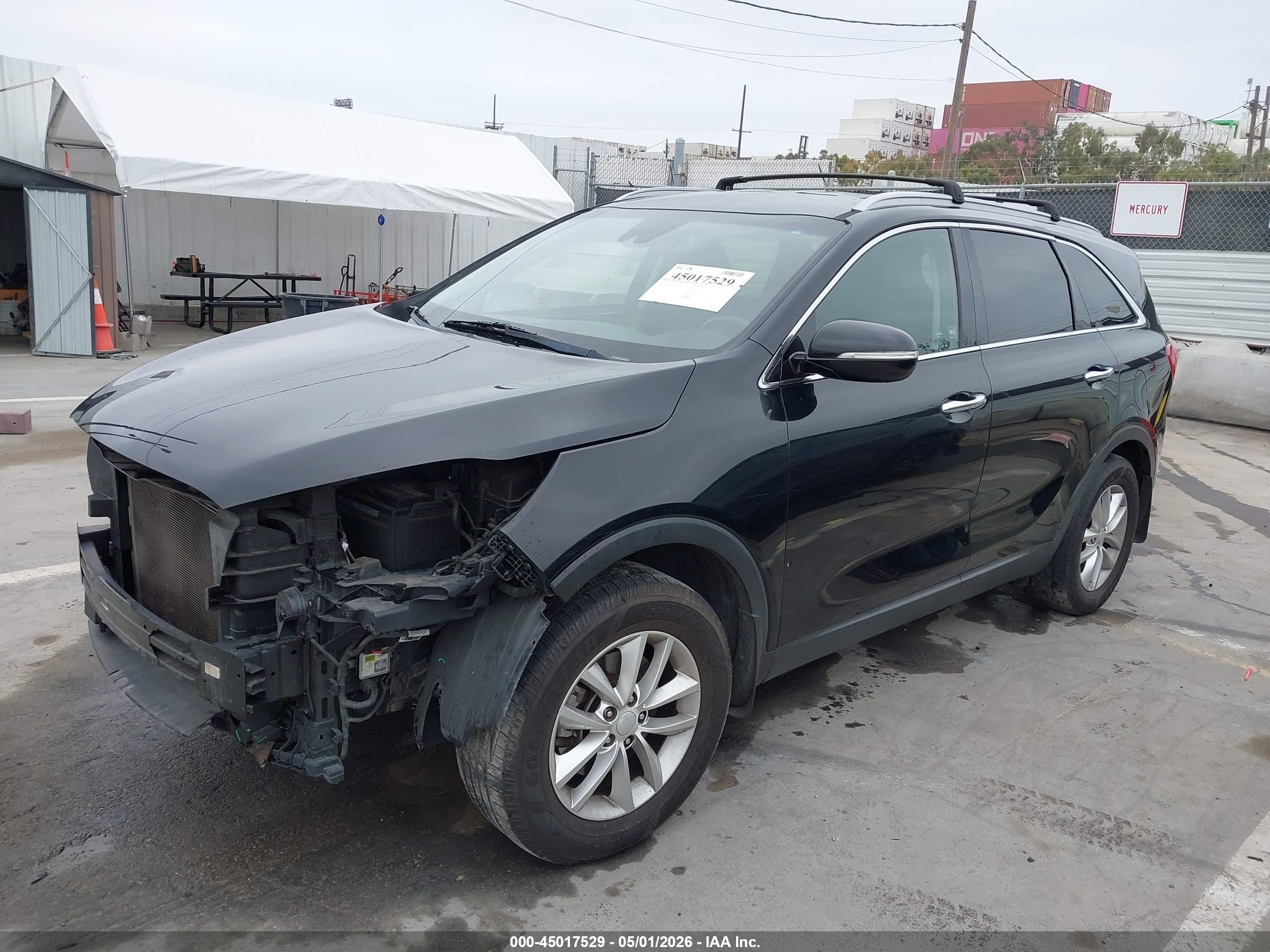 KIA SORENTO image 2