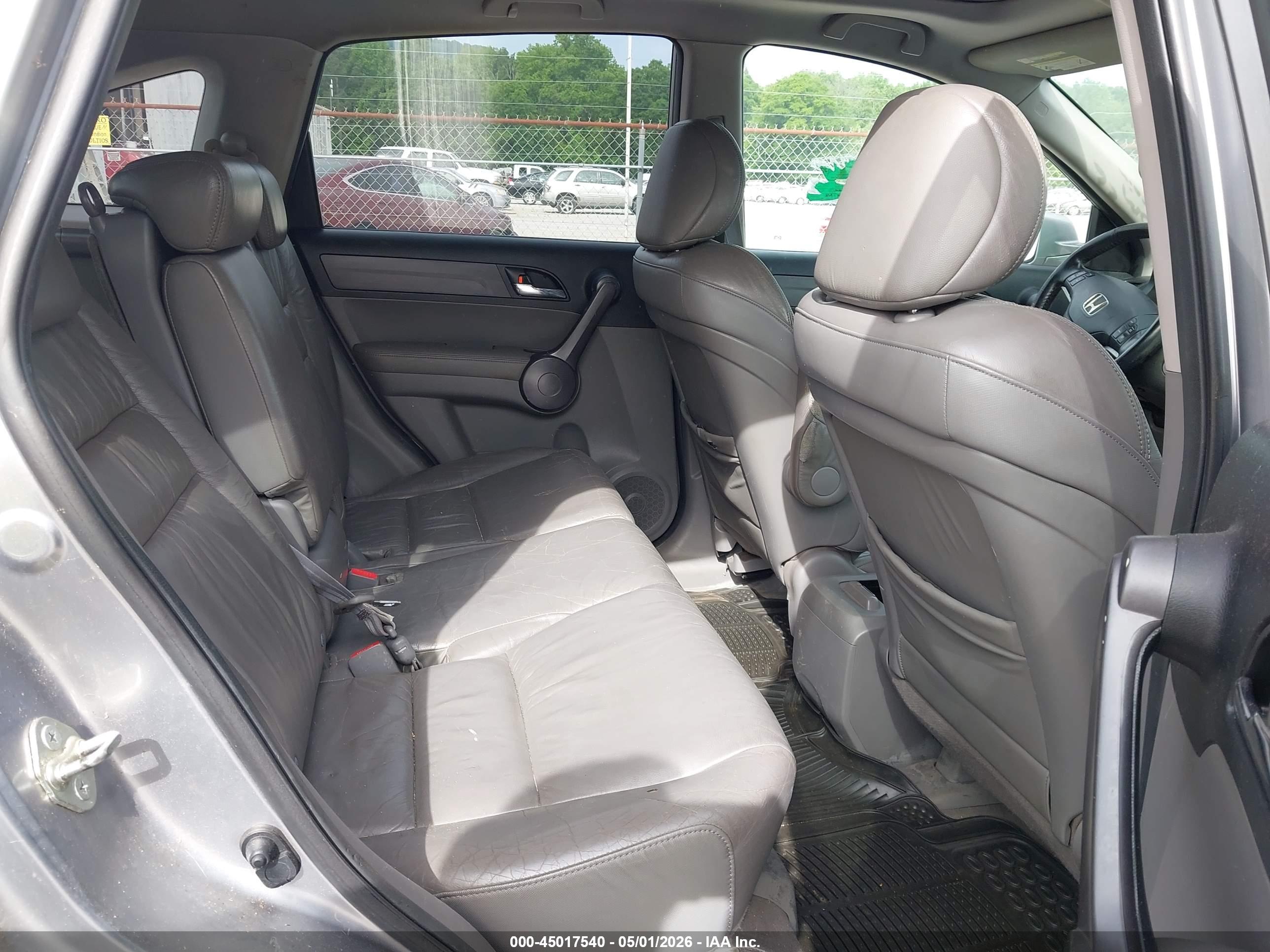 HONDA CR-V image 8