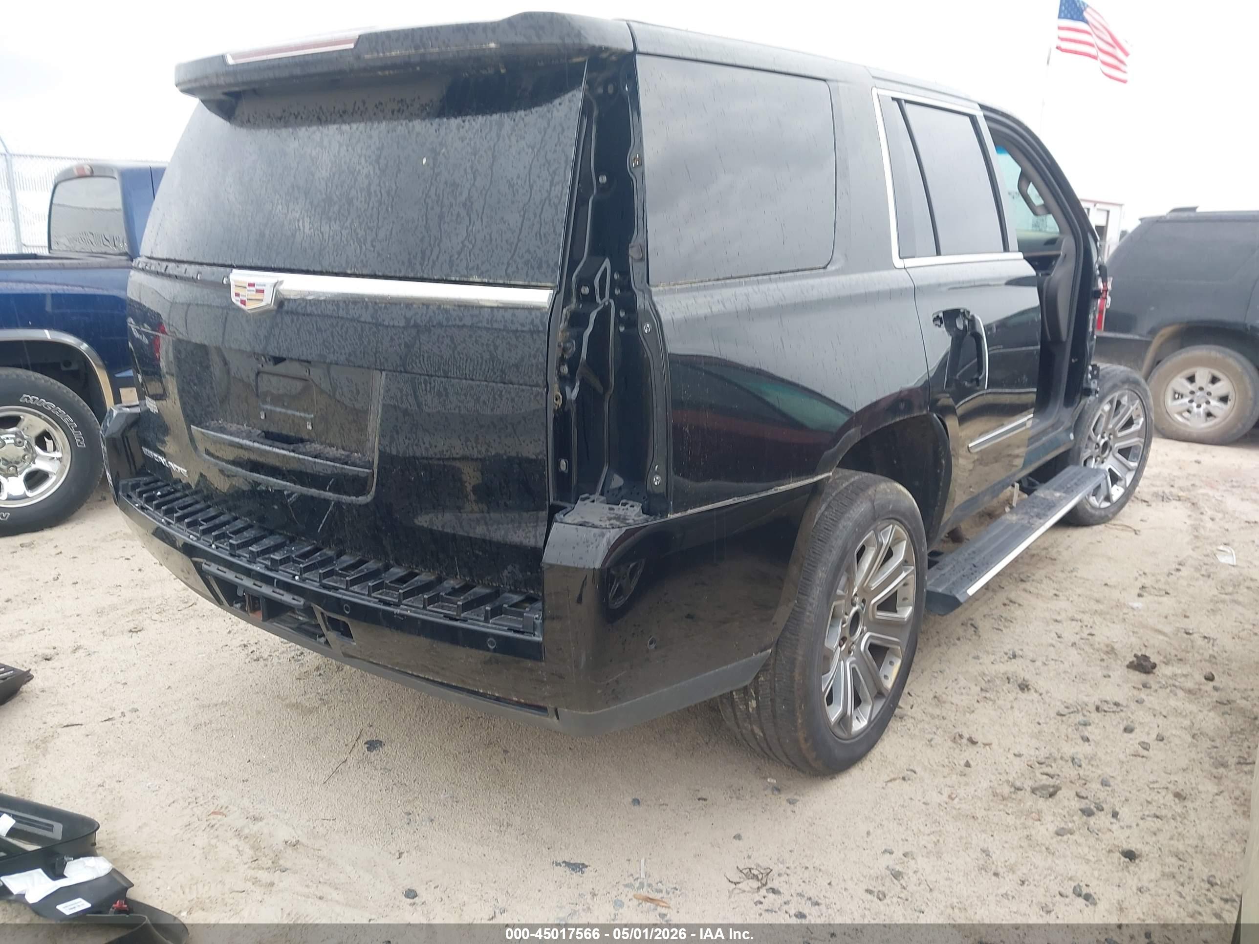 CADILLAC ESCALADE image 4