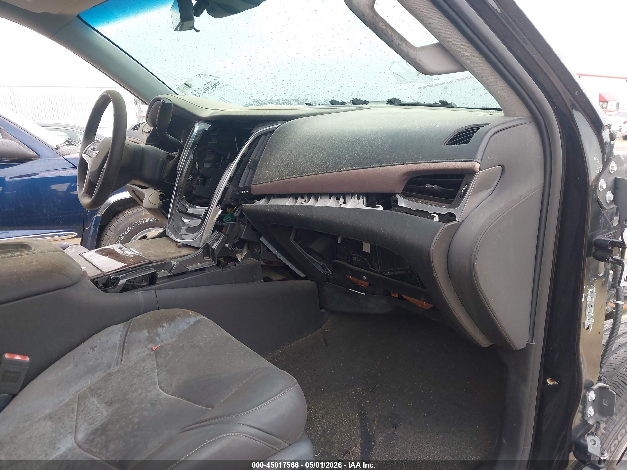 CADILLAC ESCALADE image 5