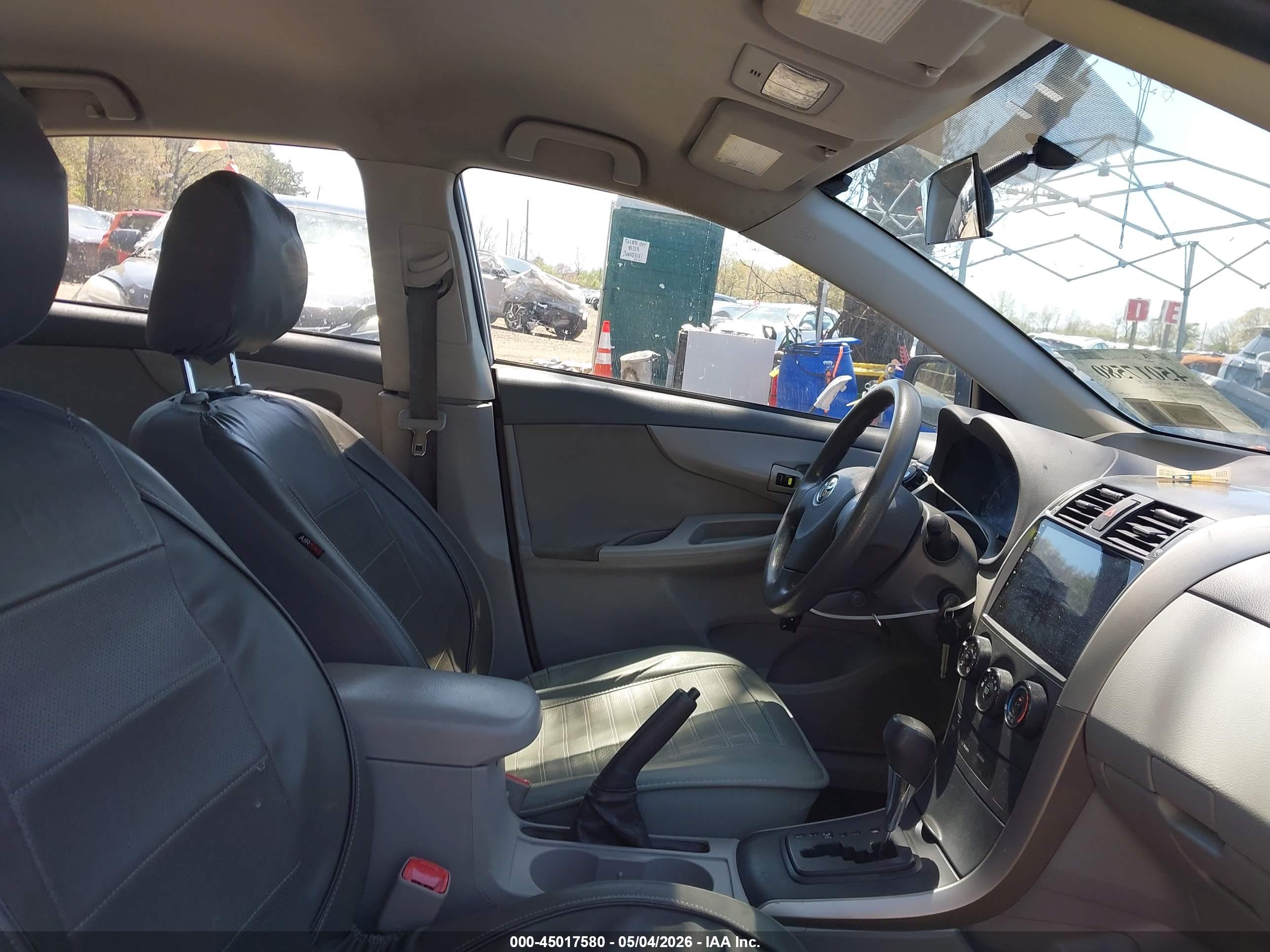 TOYOTA COROLLA image 5