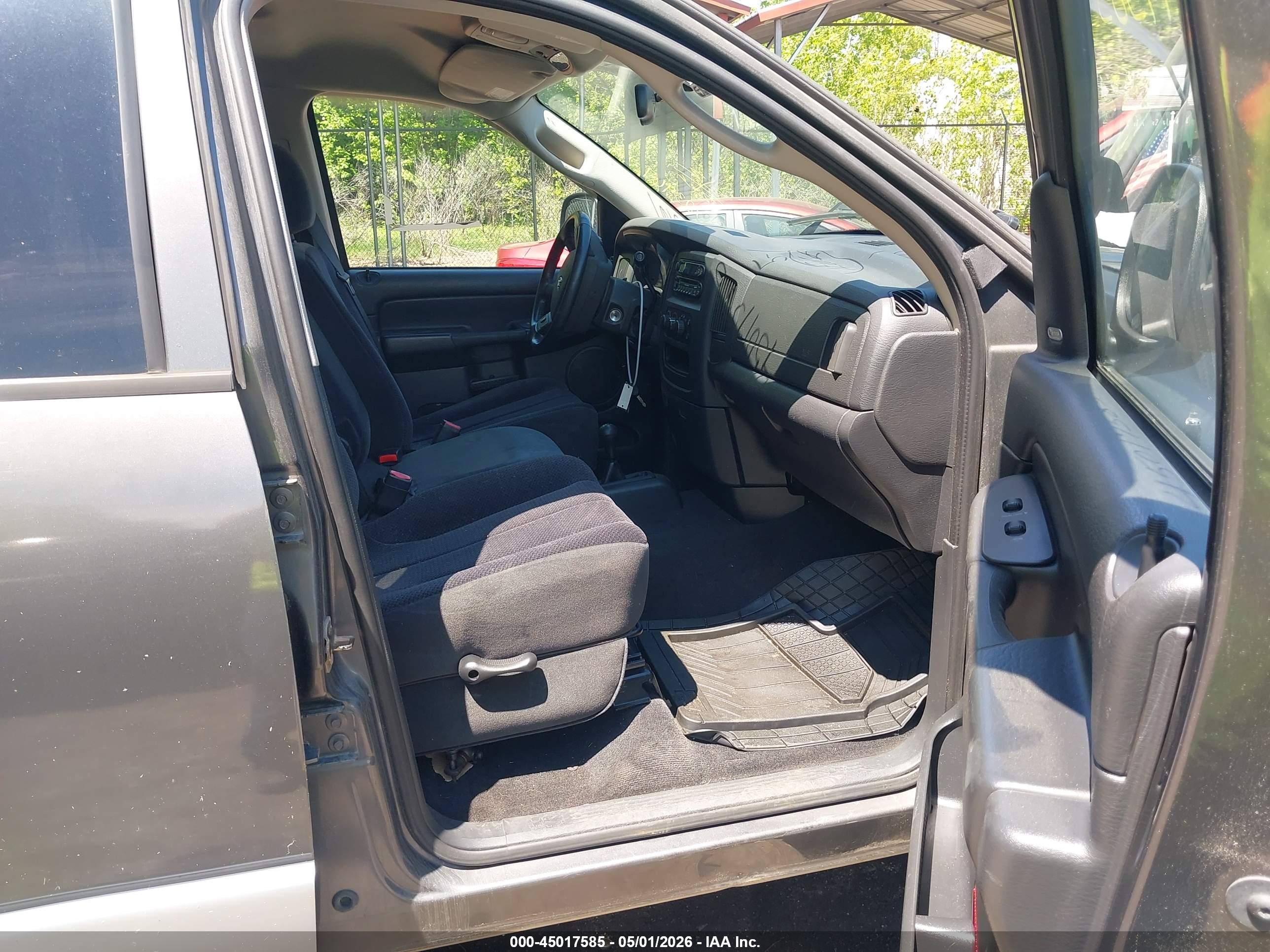DODGE RAM image 5