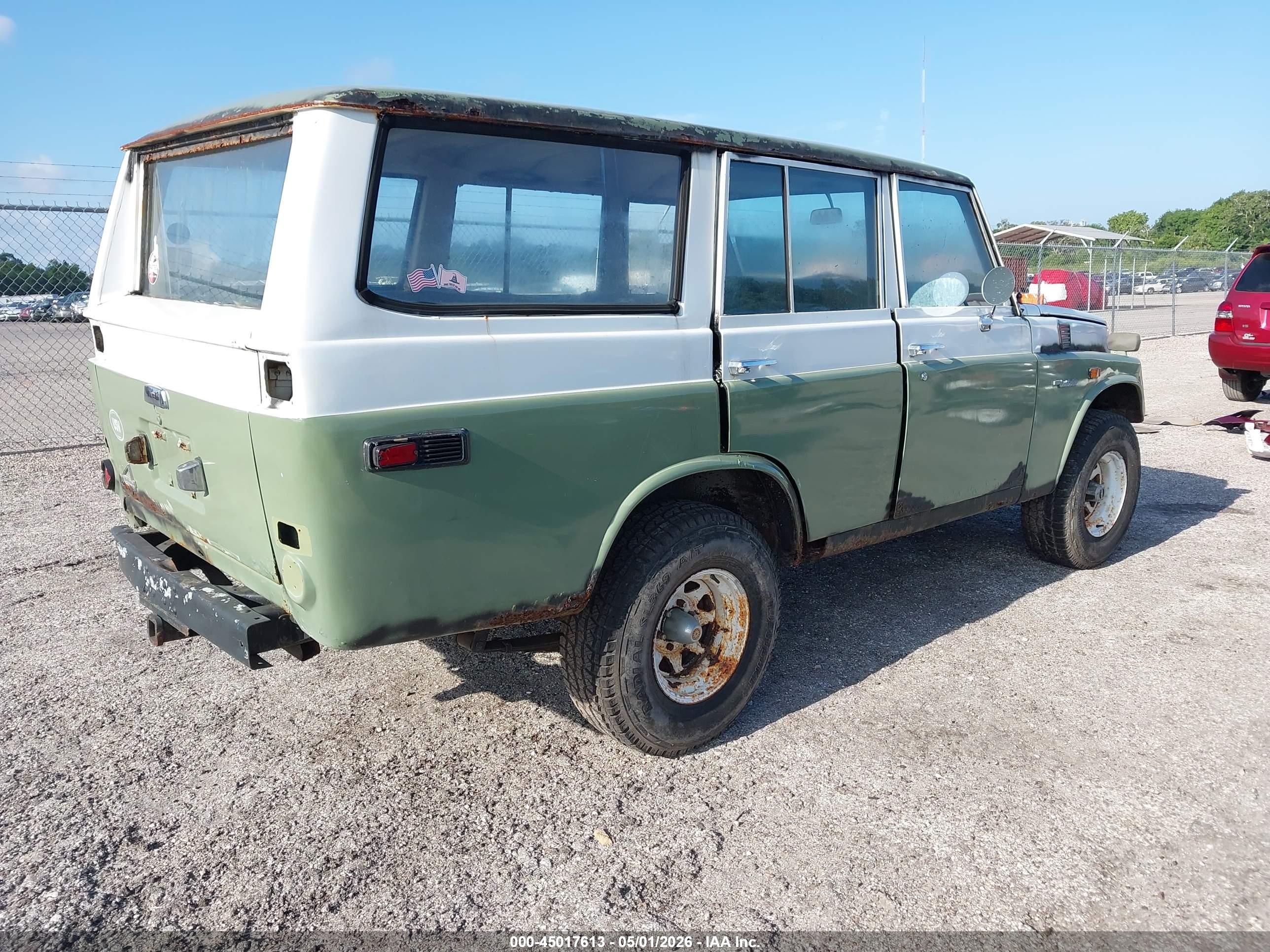 TOYOTA LANDCRUISER image 4