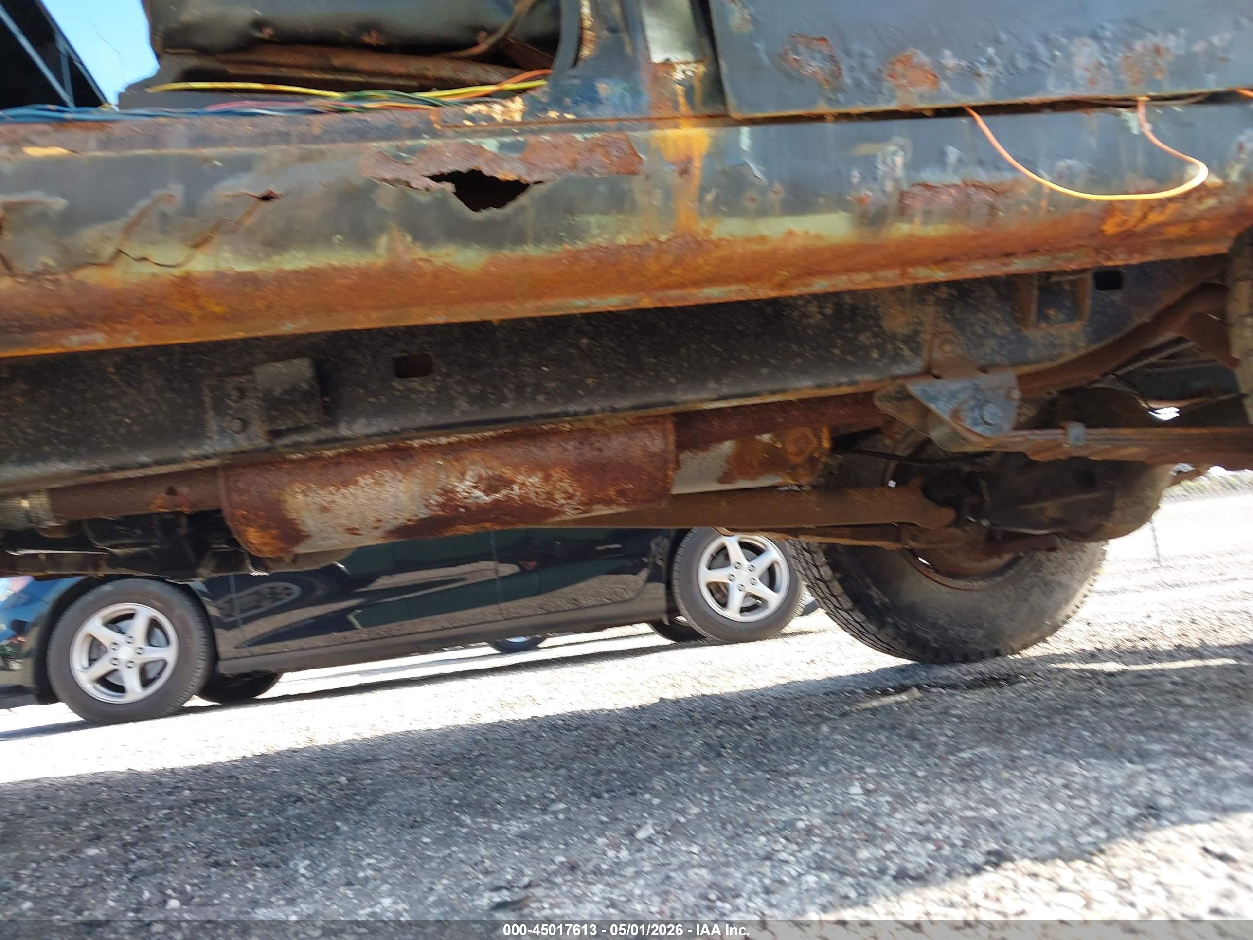 TOYOTA LANDCRUISER image 6