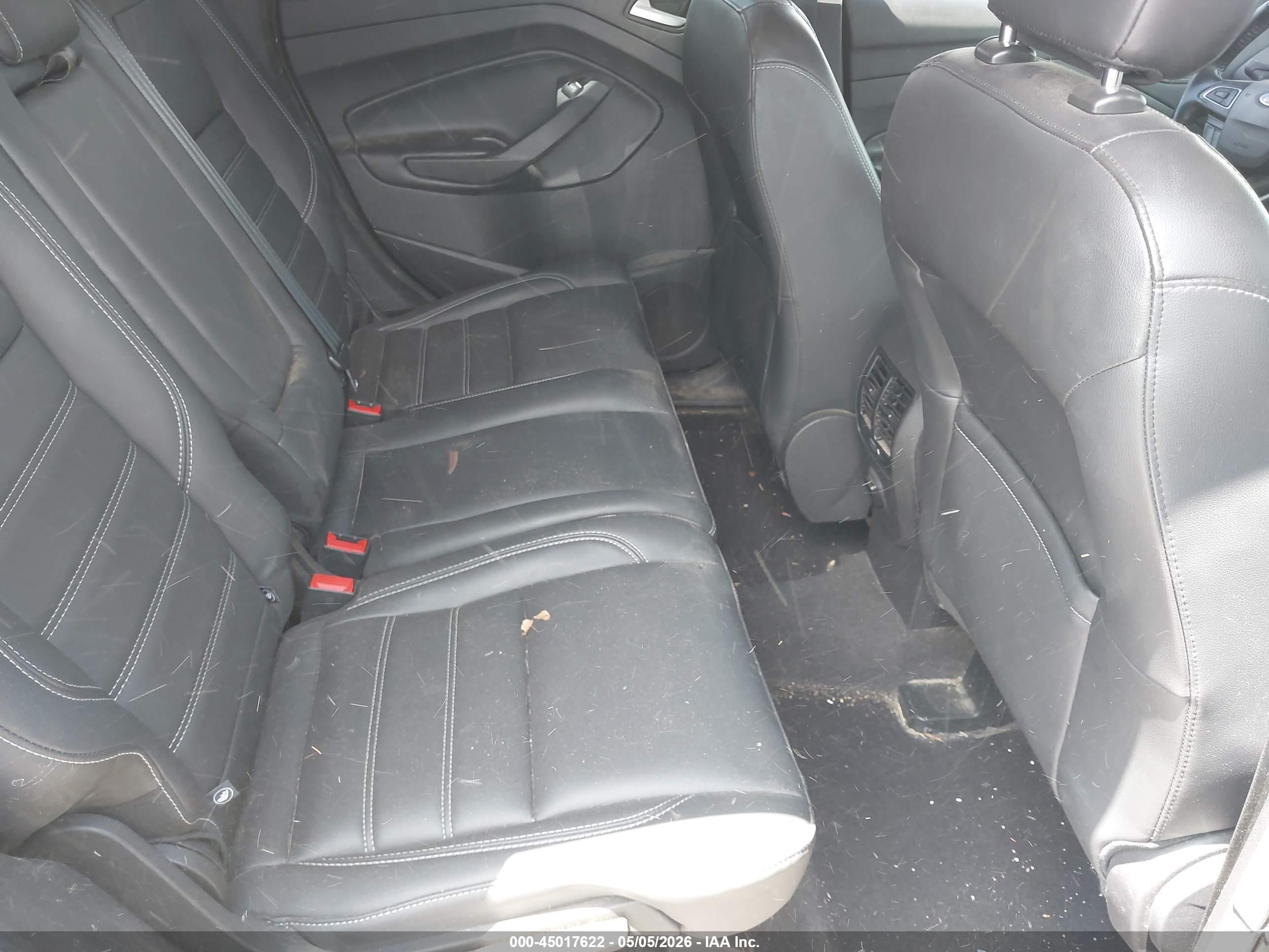 FORD ESCAPE image 8