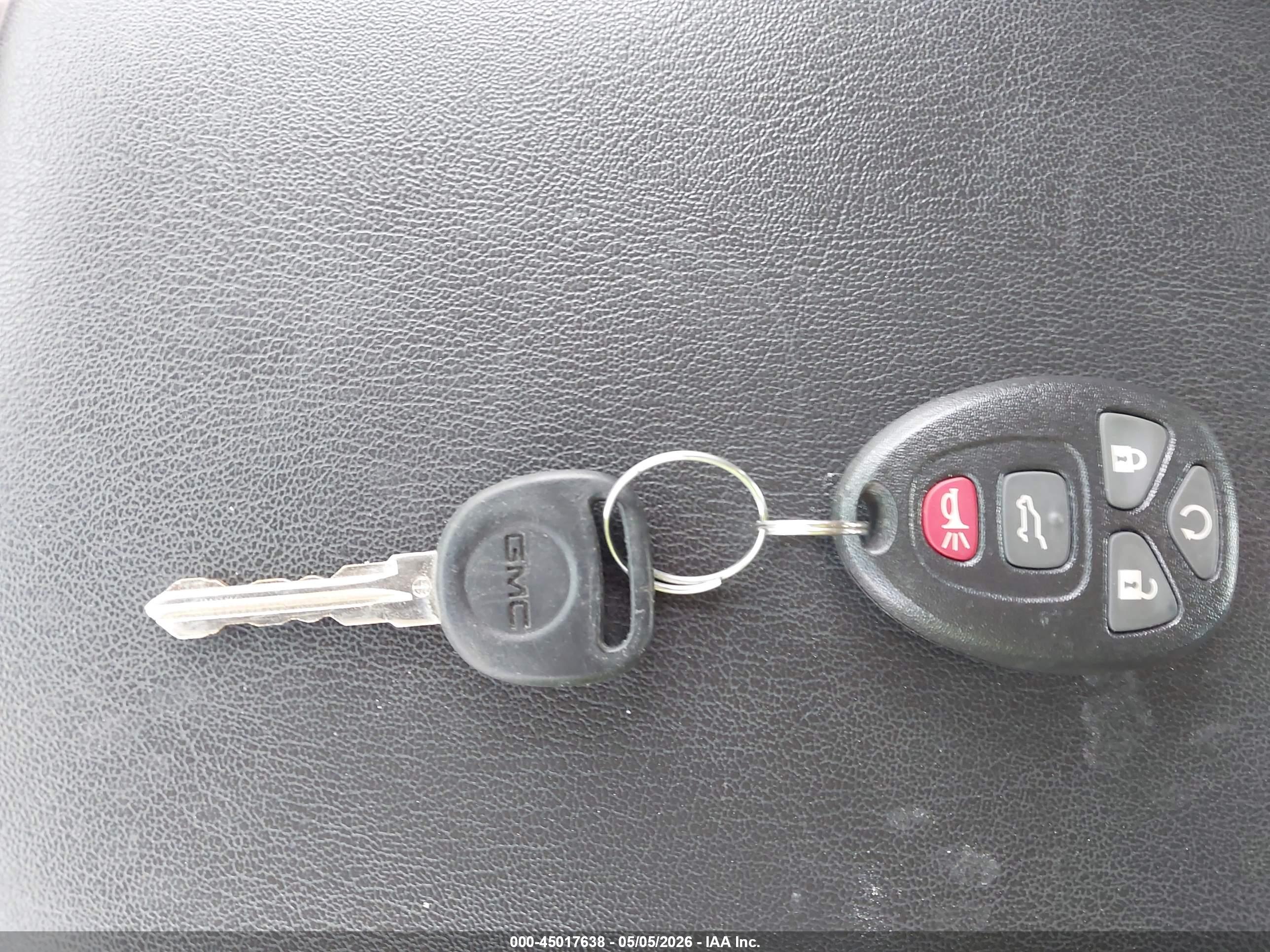 GMC ACADIA image 11