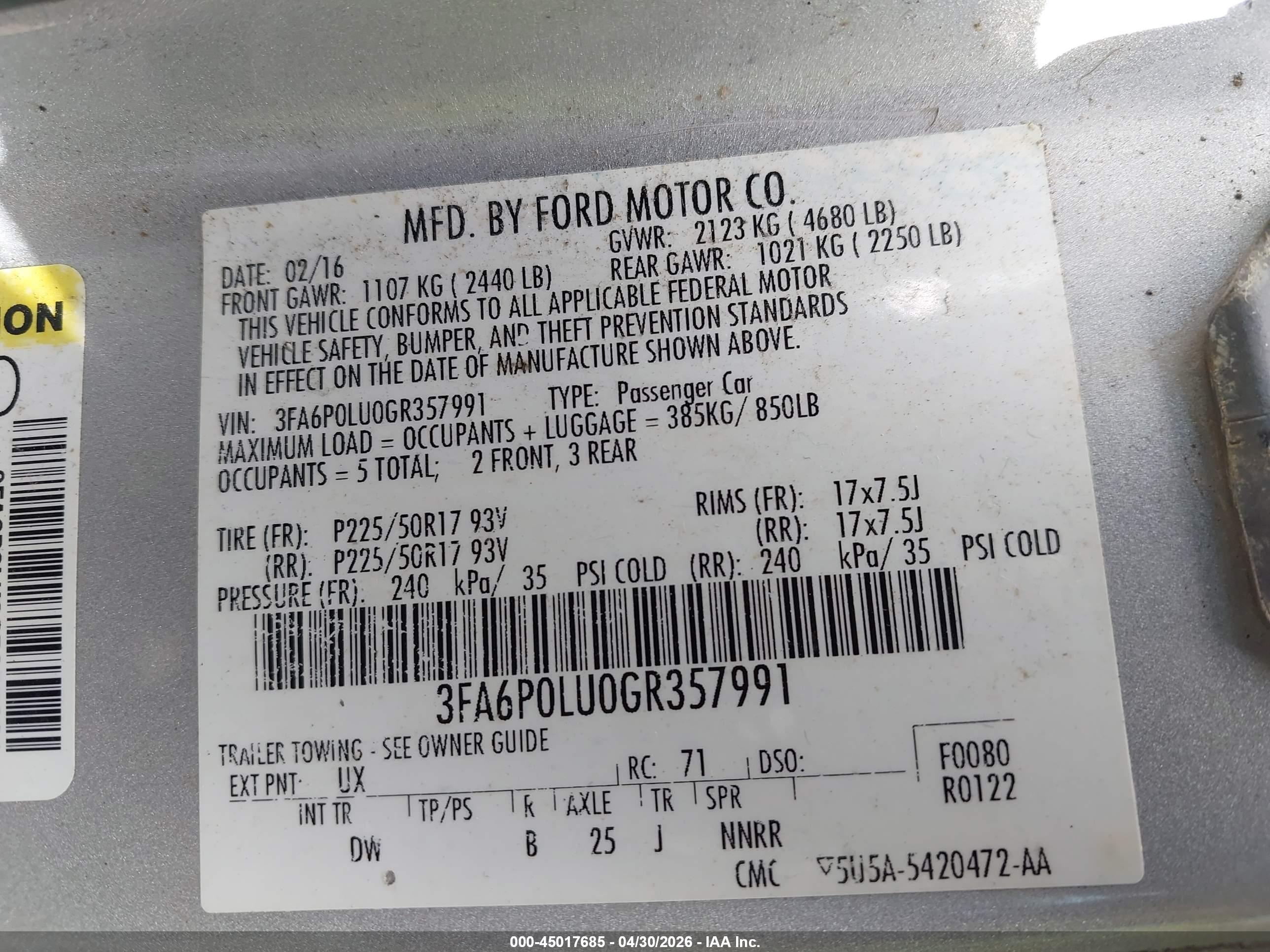 FORD FUSION image 9