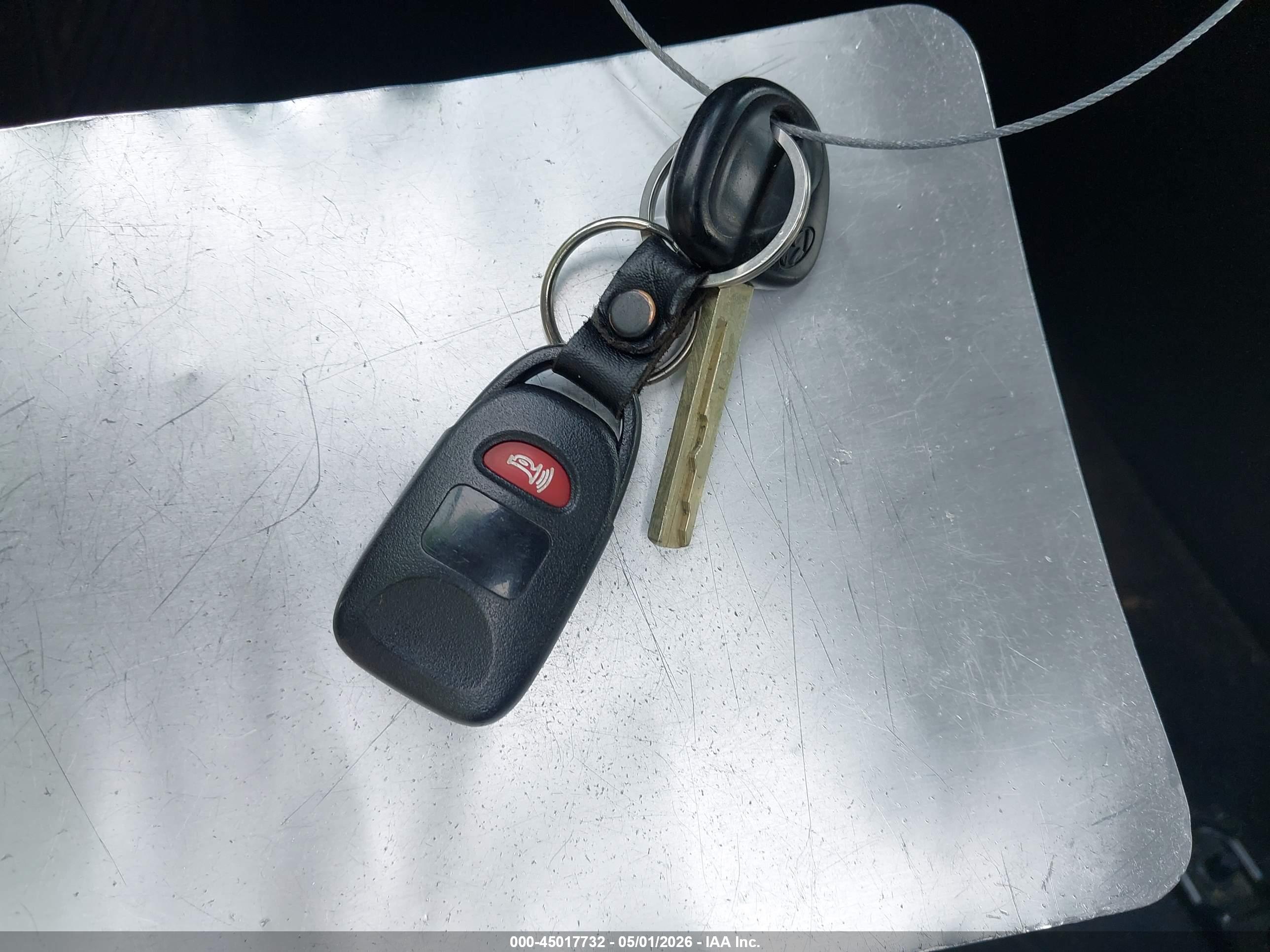 HYUNDAI ACCENT image 11