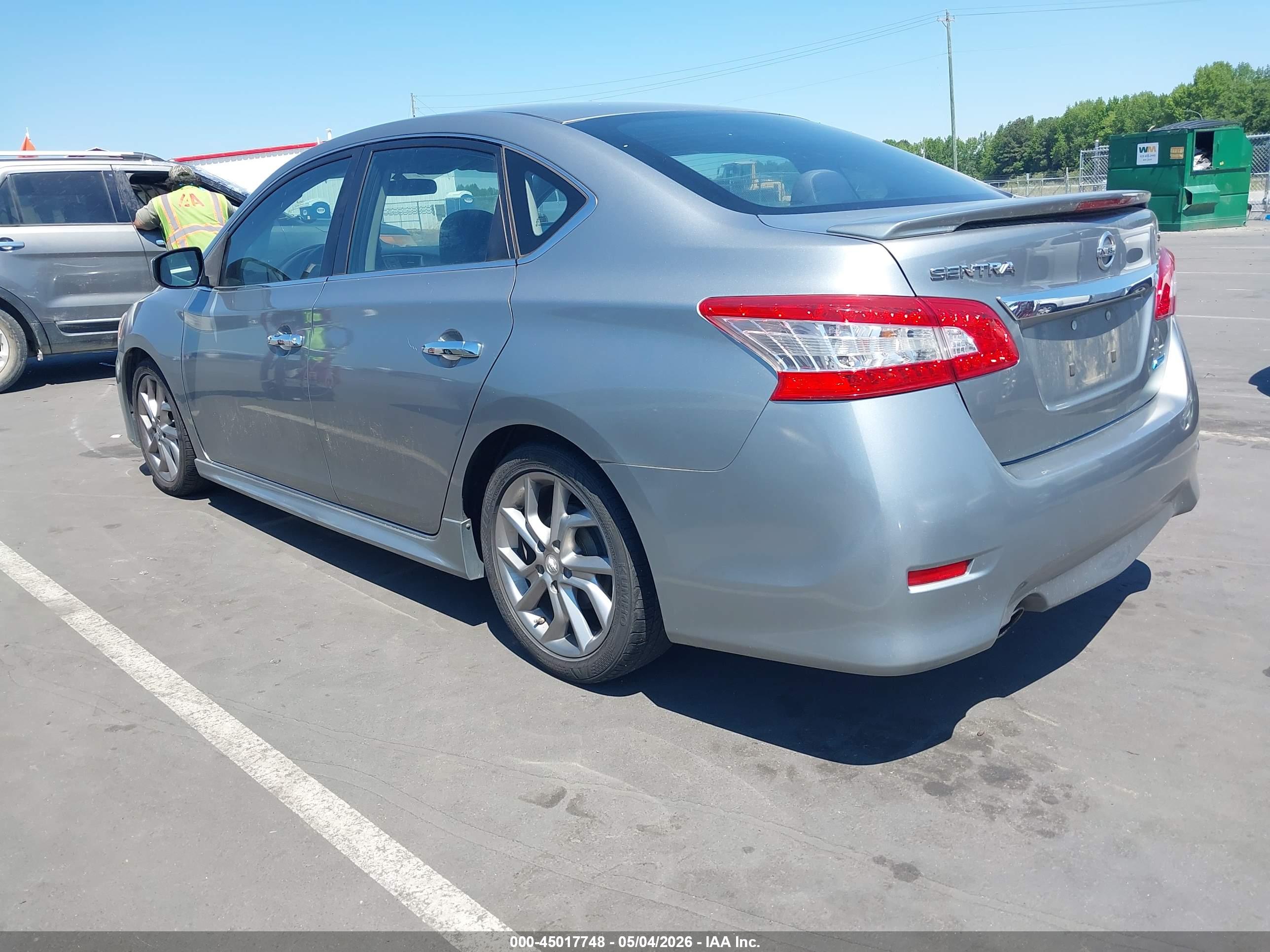 NISSAN SENTRA image 3