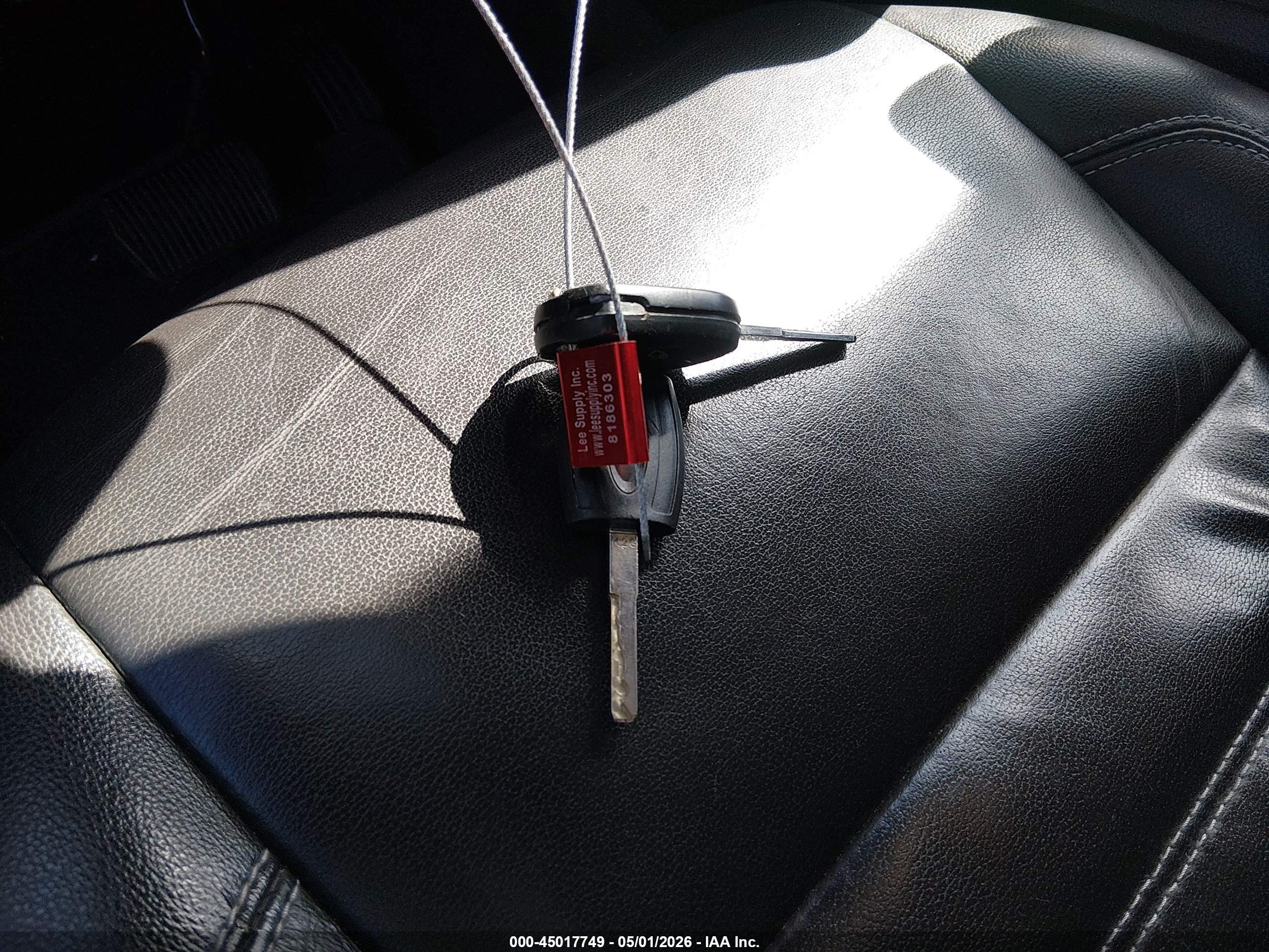 FORD ESCAPE image 11