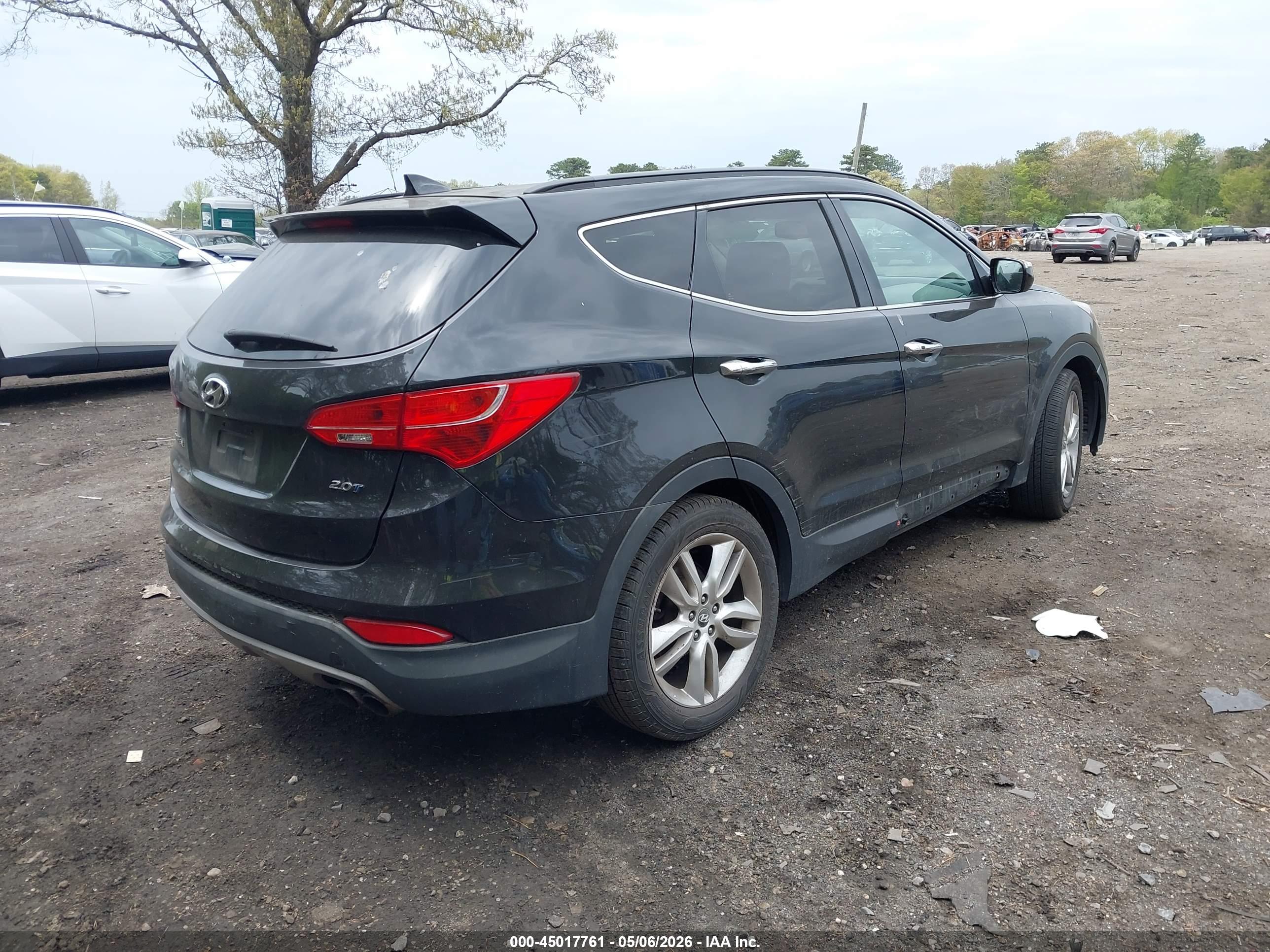 HYUNDAI SANTA image 4