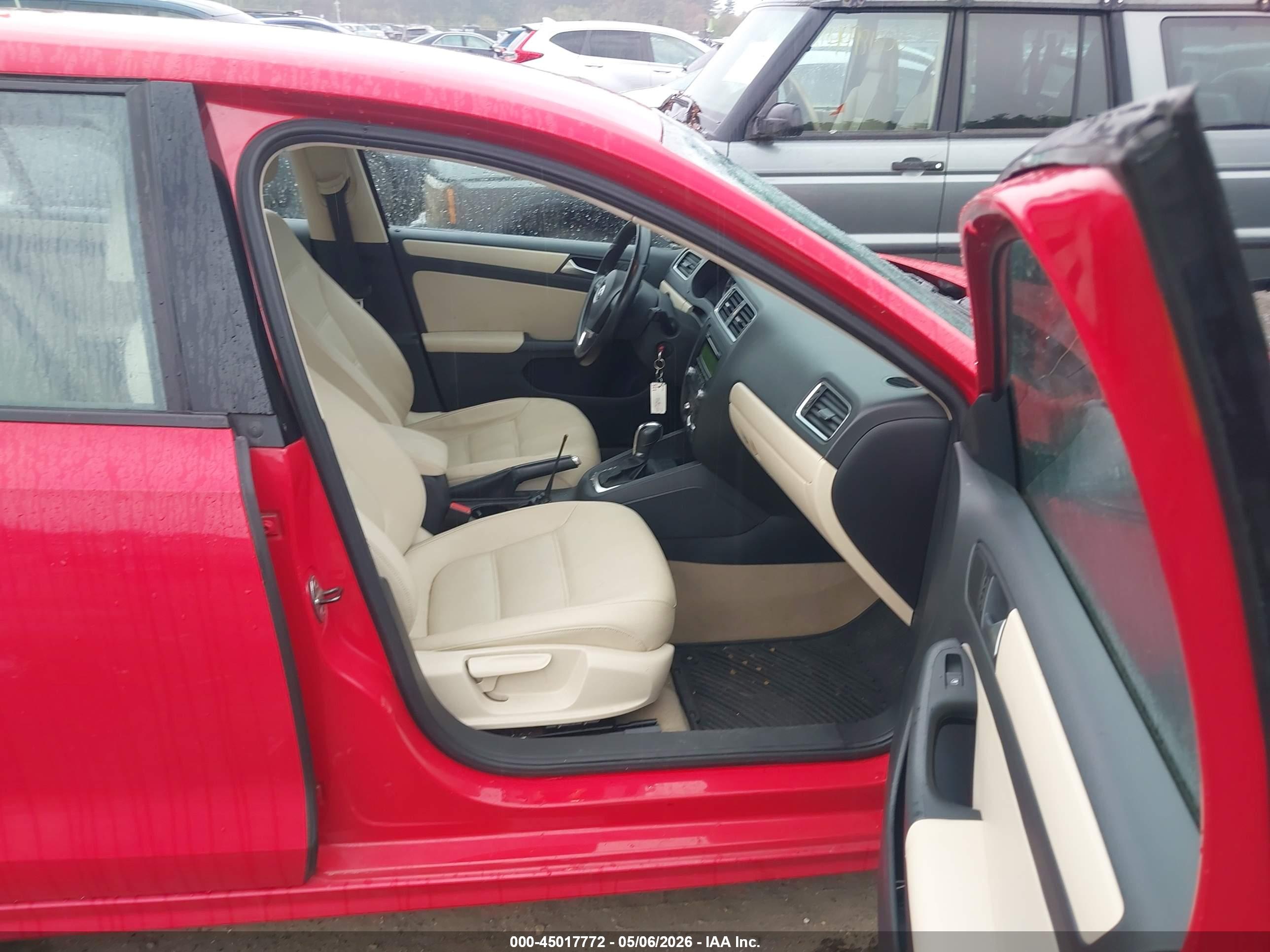 VOLKSWAGEN JETTA image 5