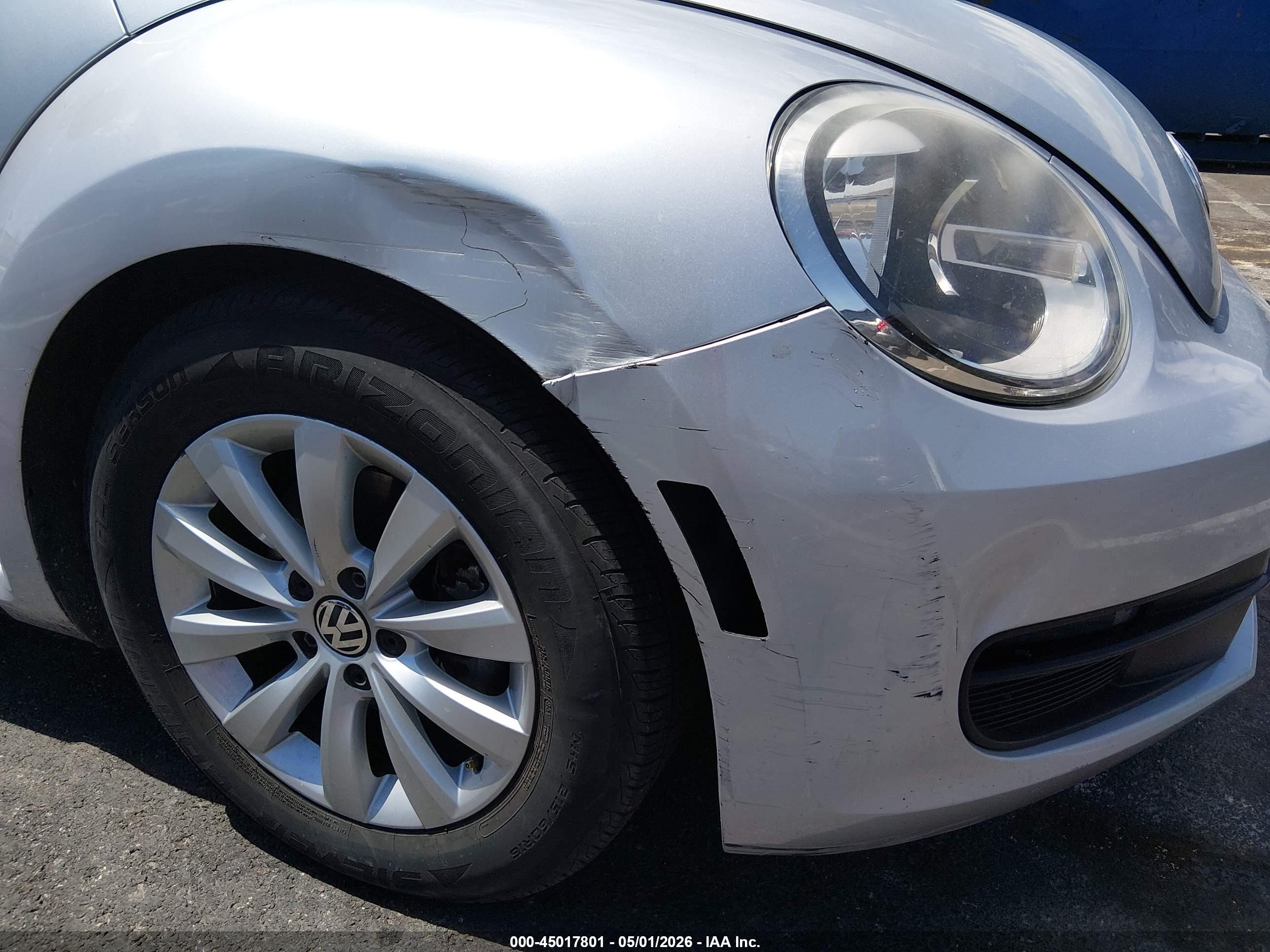 VOLKSWAGEN BEETLE image 6
