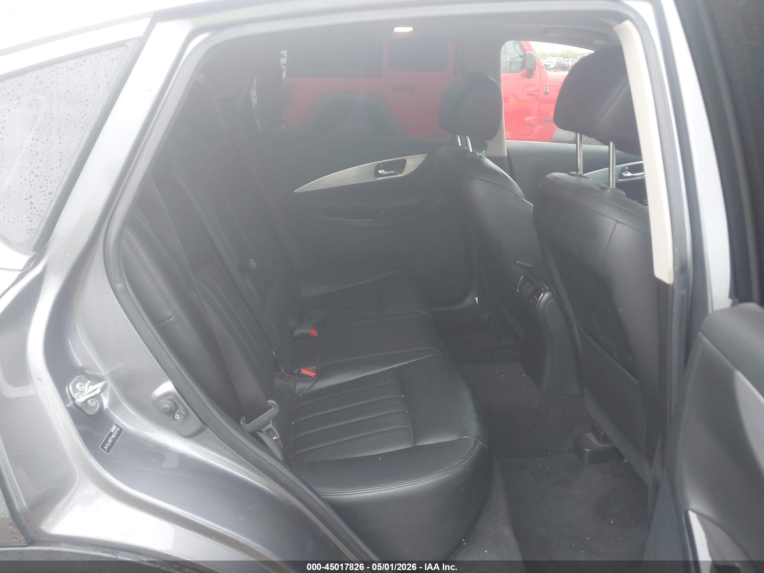 INFINITI QX50 image 8