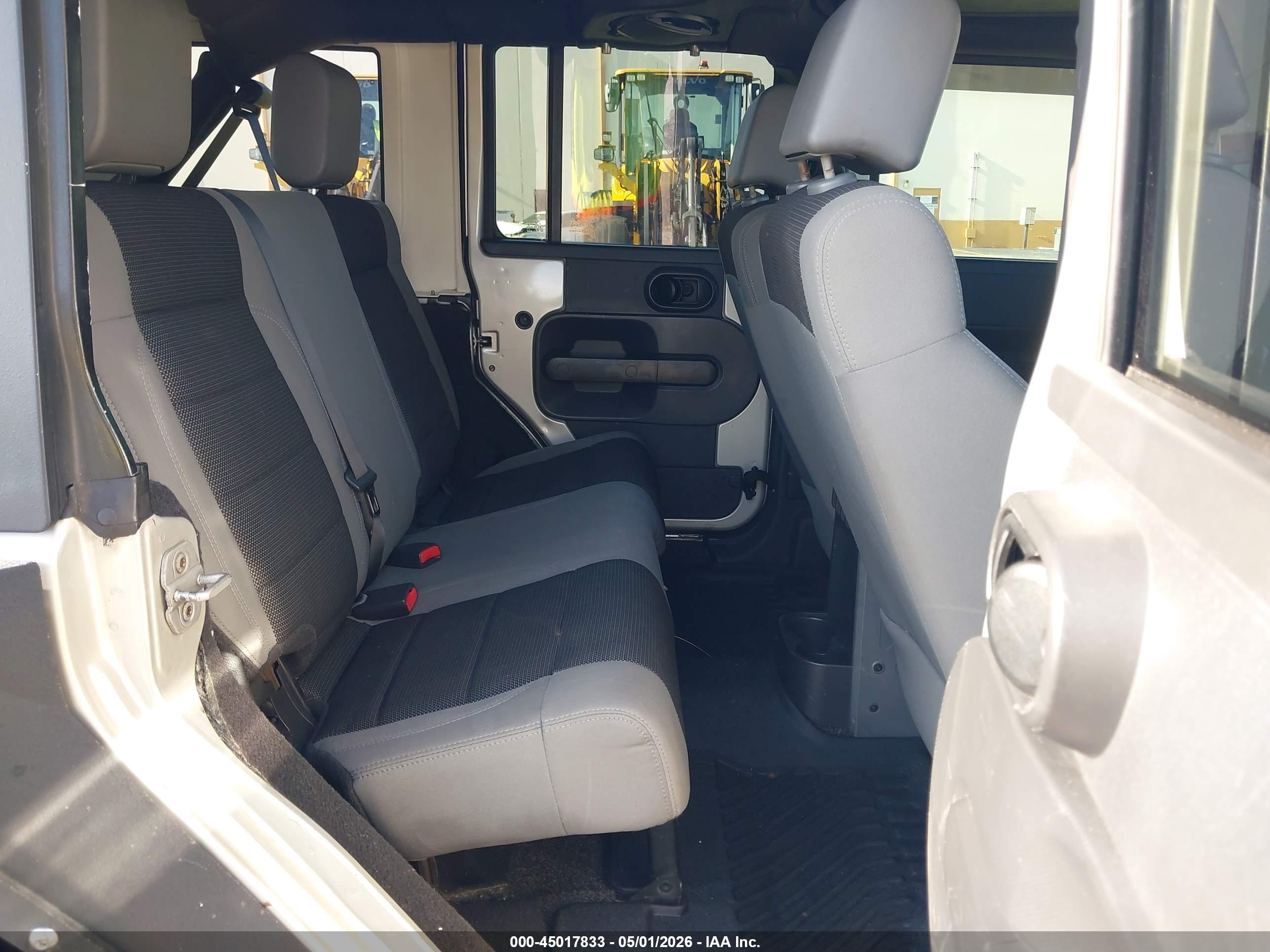 JEEP WRANGLER image 8