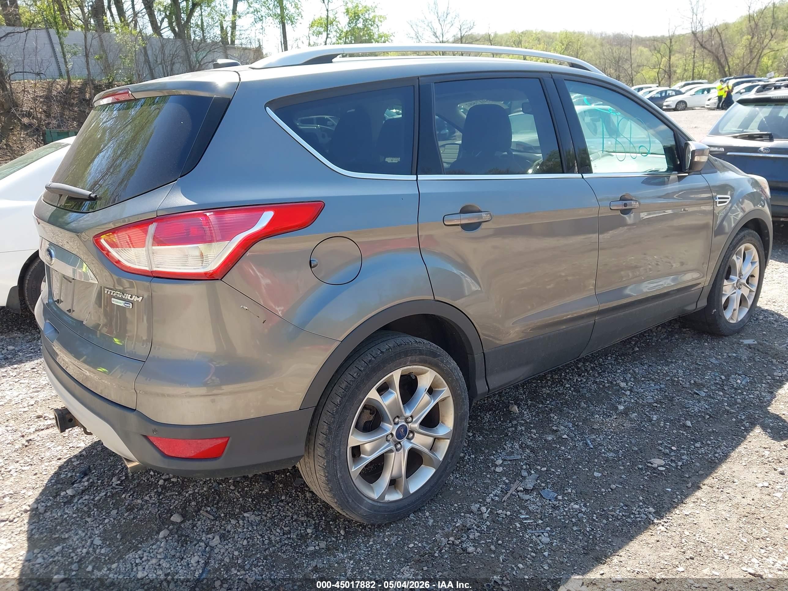FORD ESCAPE image 4