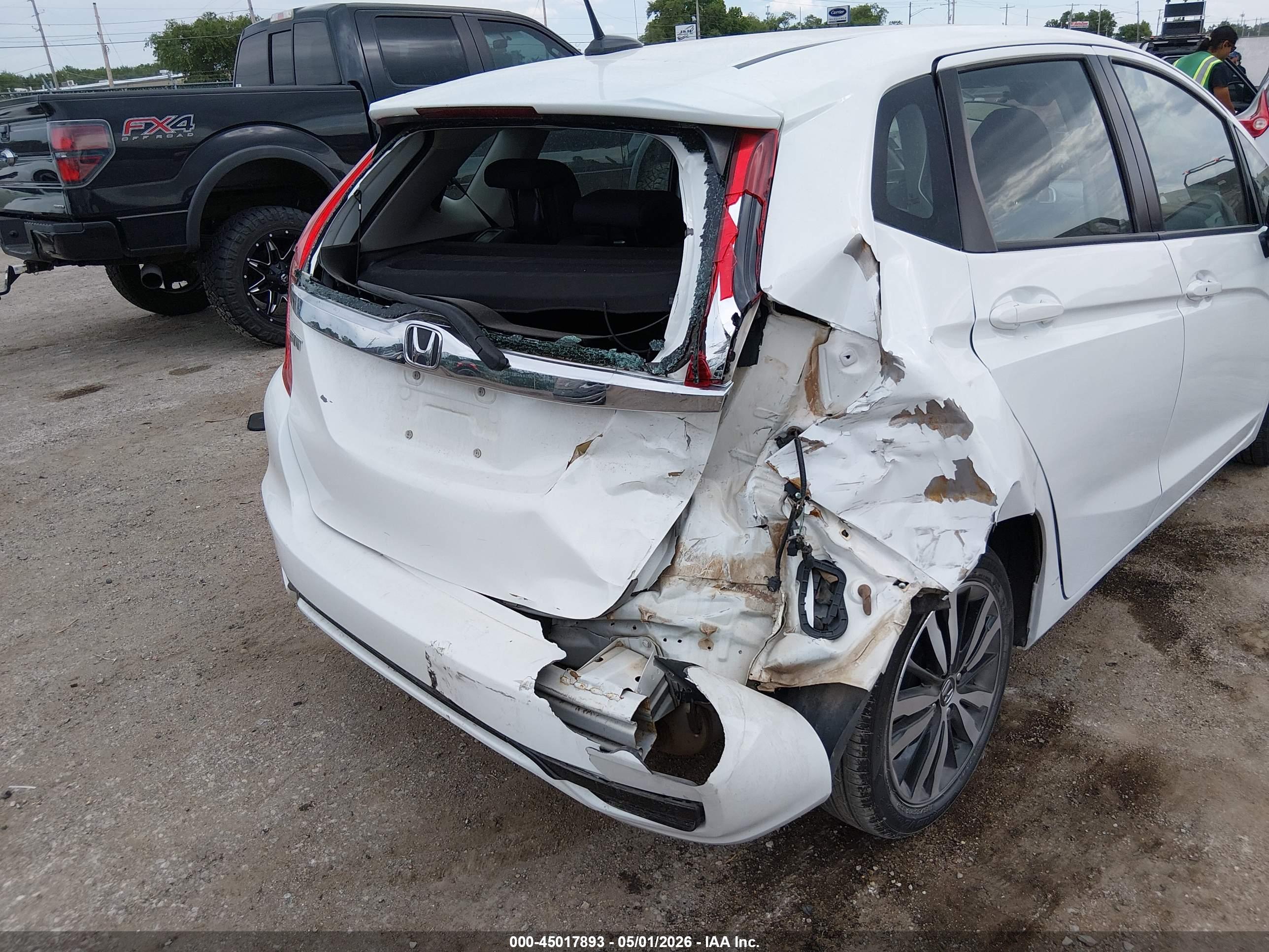 HONDA FIT image 6