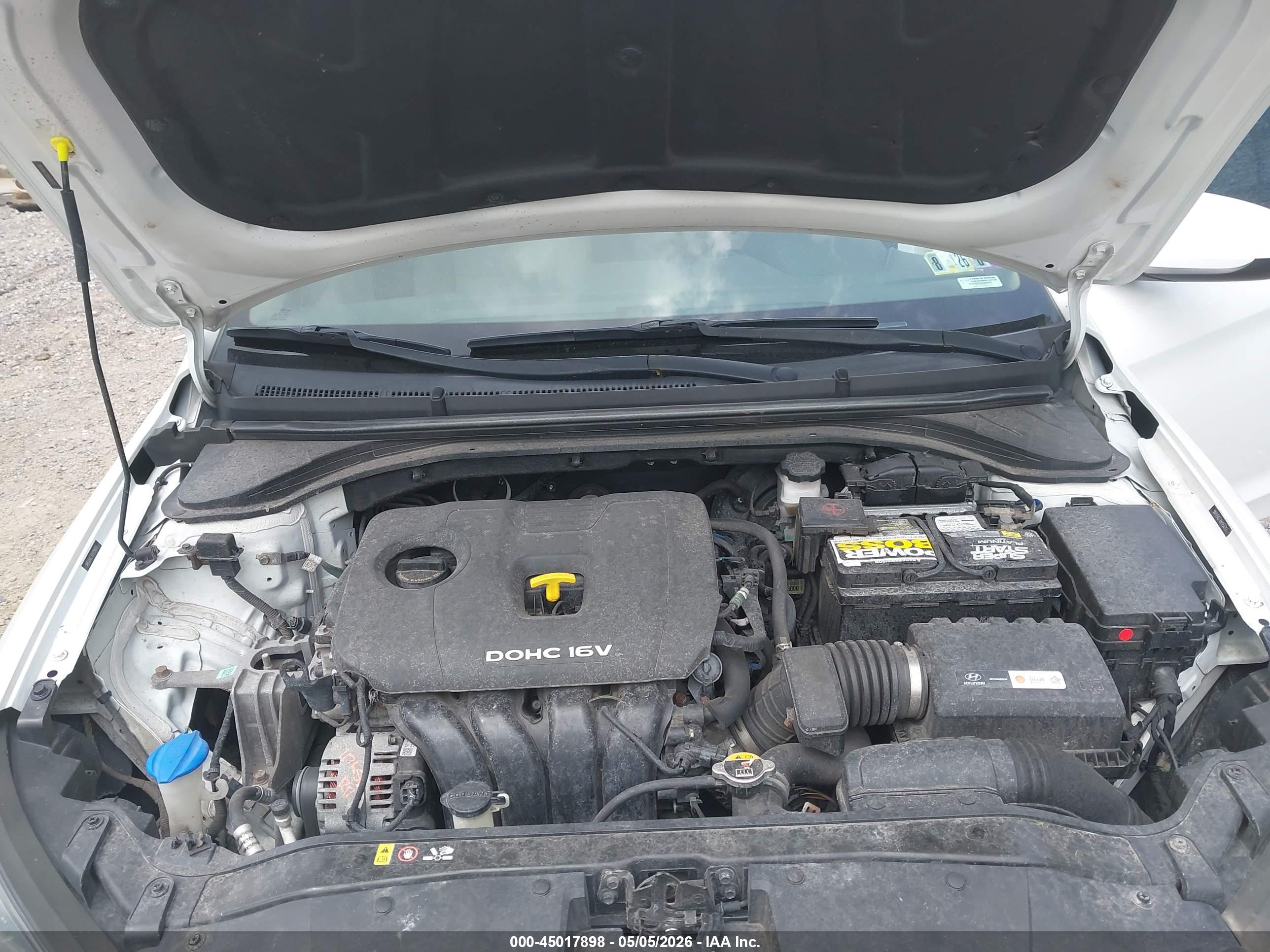 HYUNDAI ELANTRA image 10